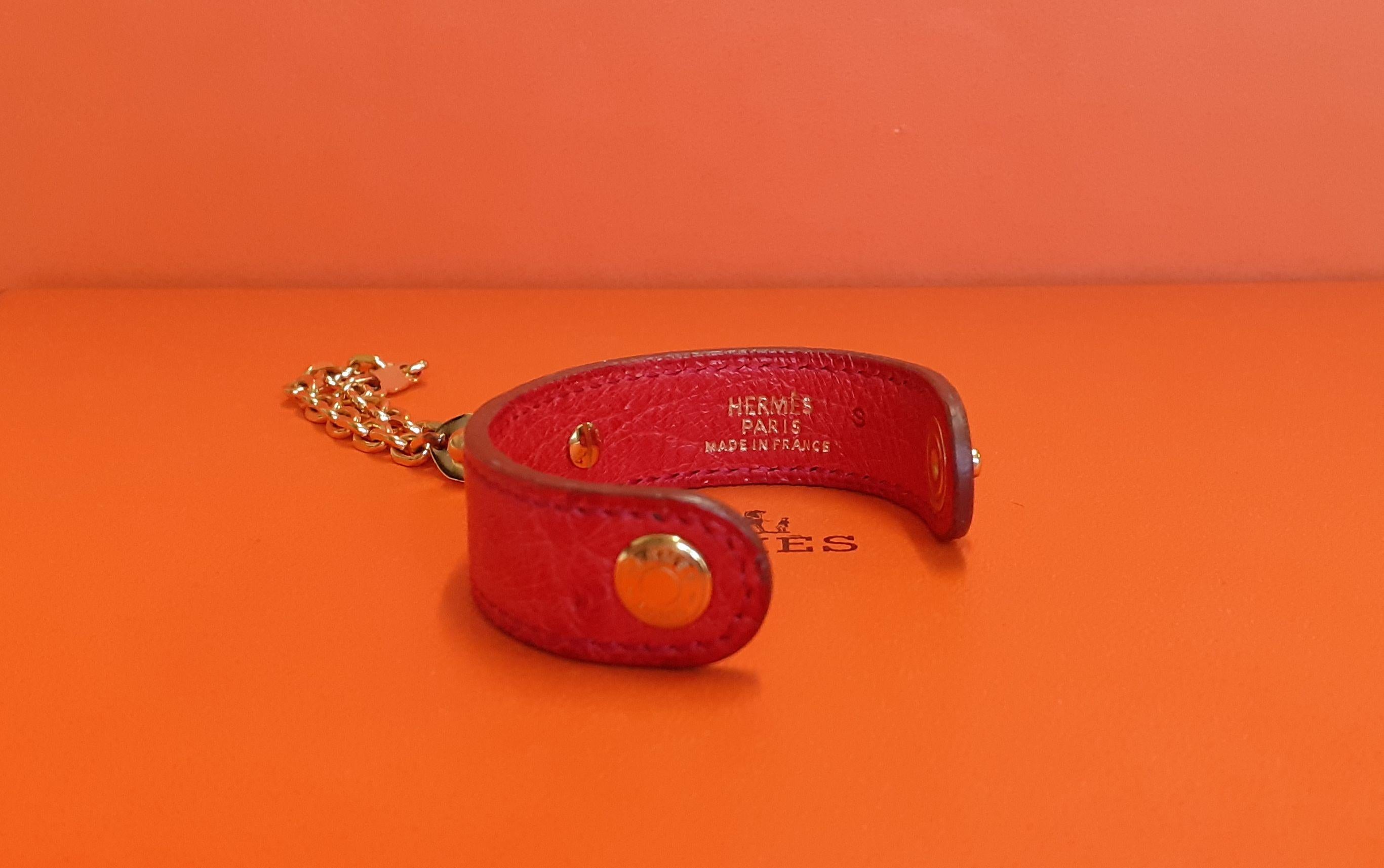 Hermès Handschuhe Handschuhhalter Schlüsselanhänger Rot Leder Golden Hdw im Angebot 4