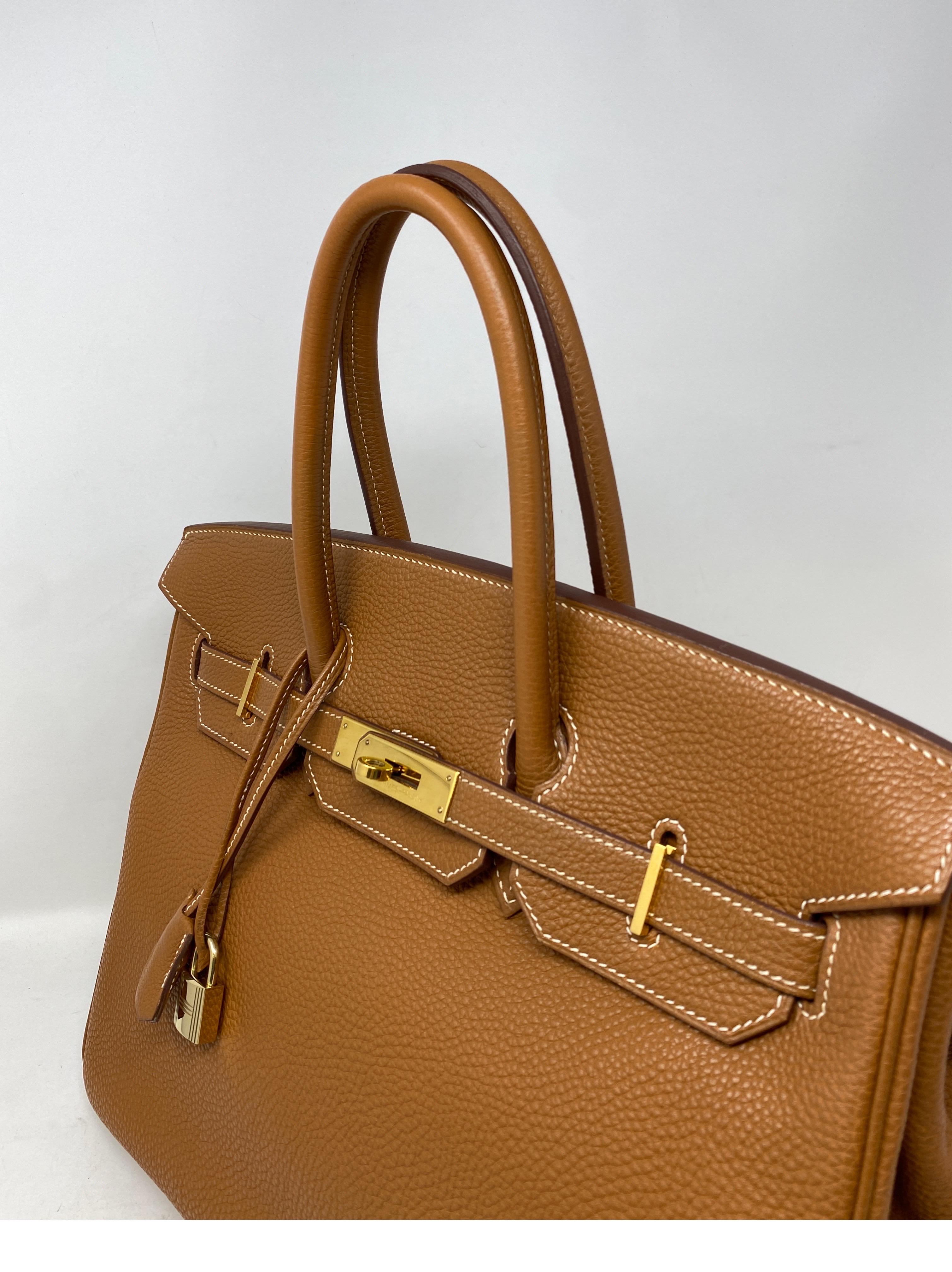 Hermes Gold 35 Birkin Bag  In Good Condition In Athens, GA