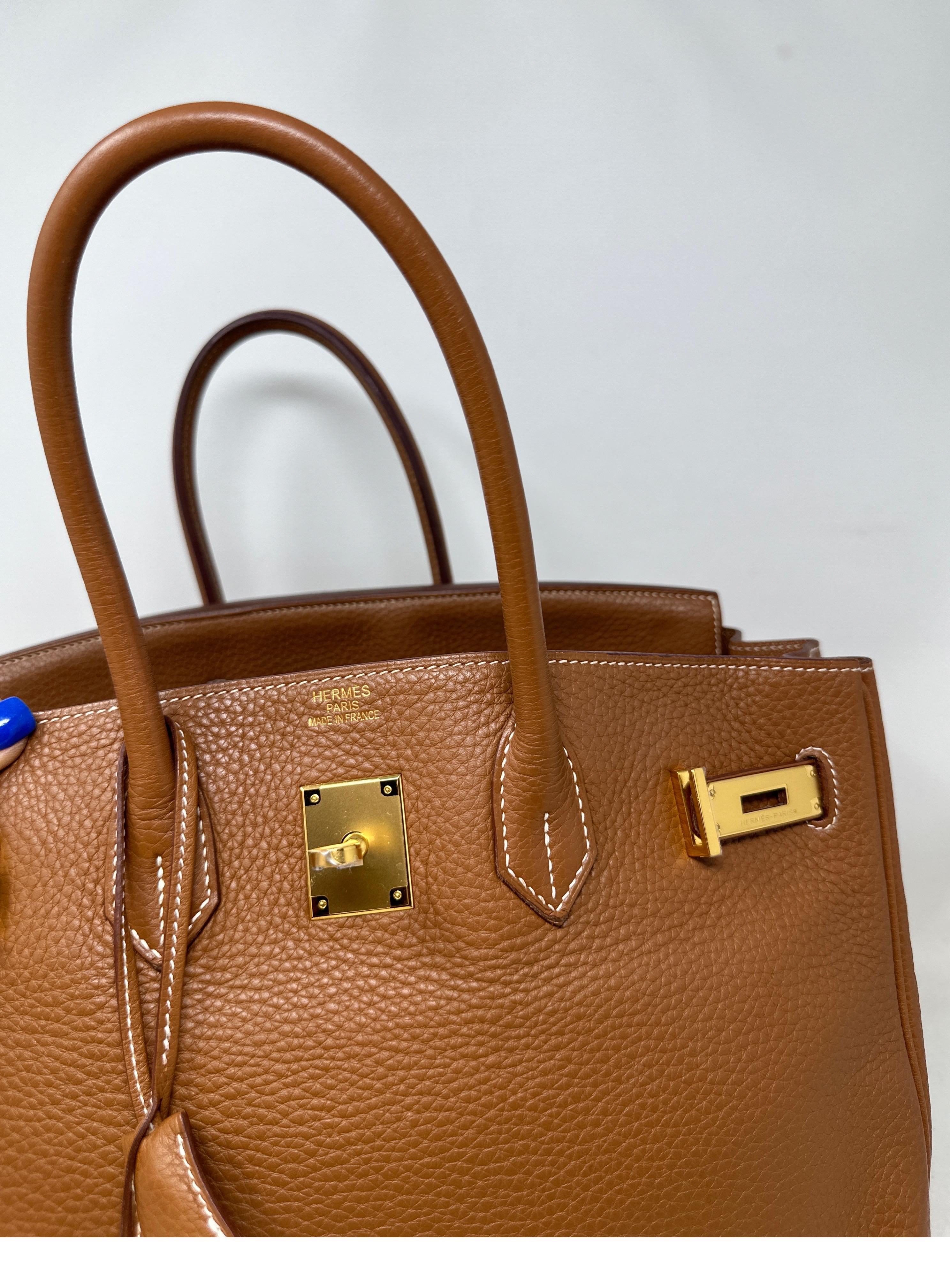 Hermes Gold Birkin 35 Bag  In Excellent Condition For Sale In Athens, GA