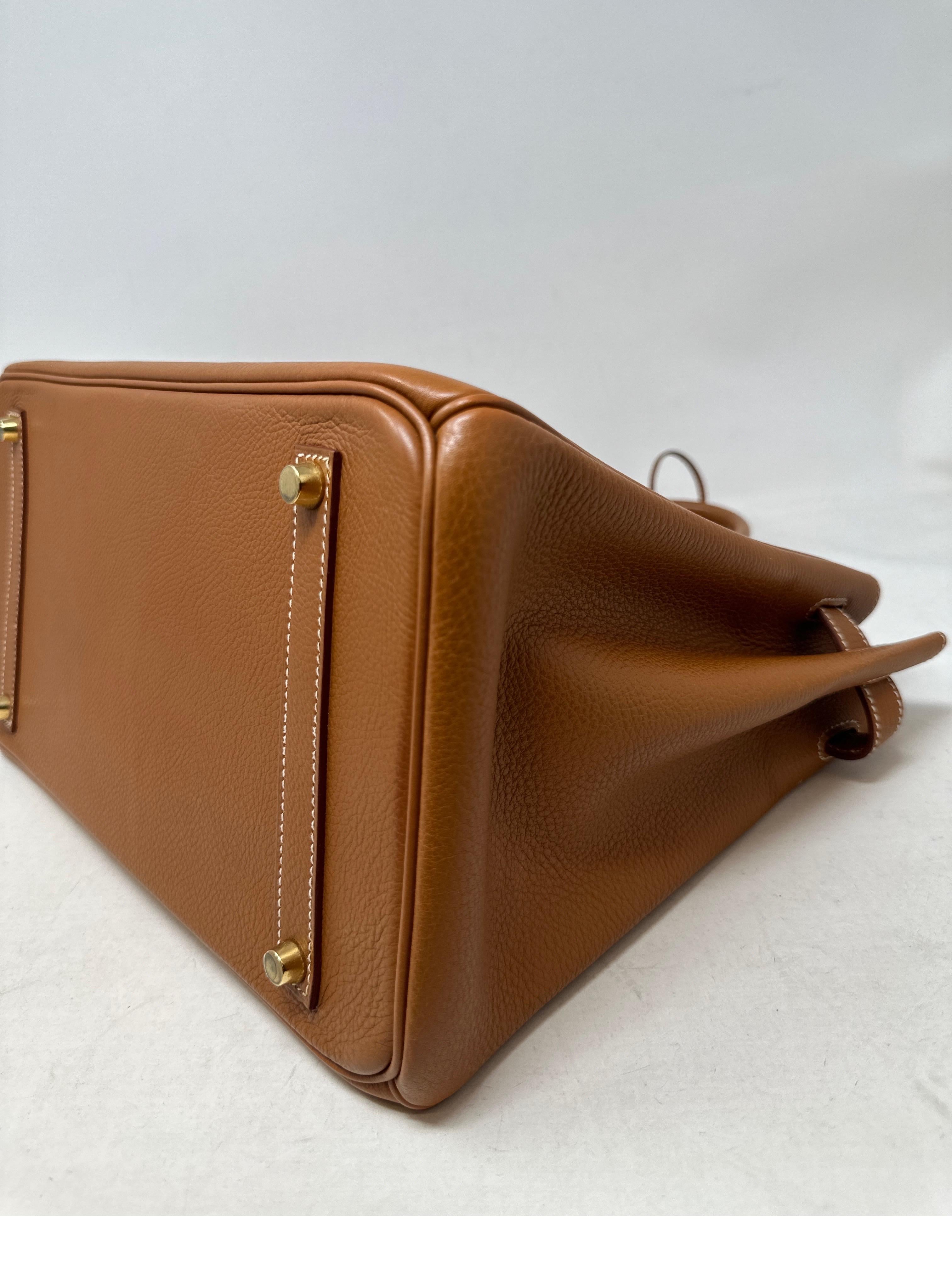 Hermes Gold Birkin 35 Bag 3