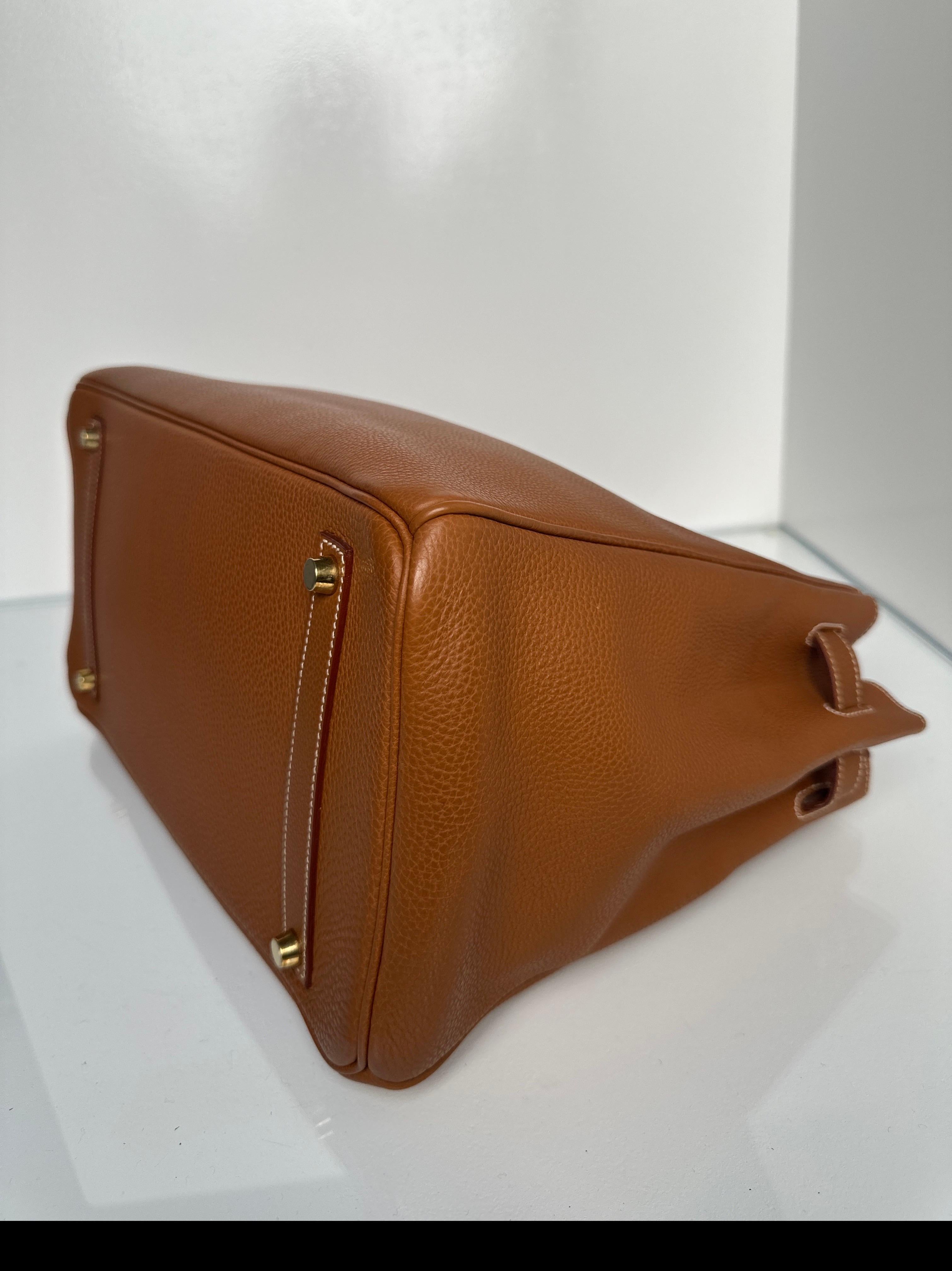 Hermes Gold Birkin 35 Bag 3