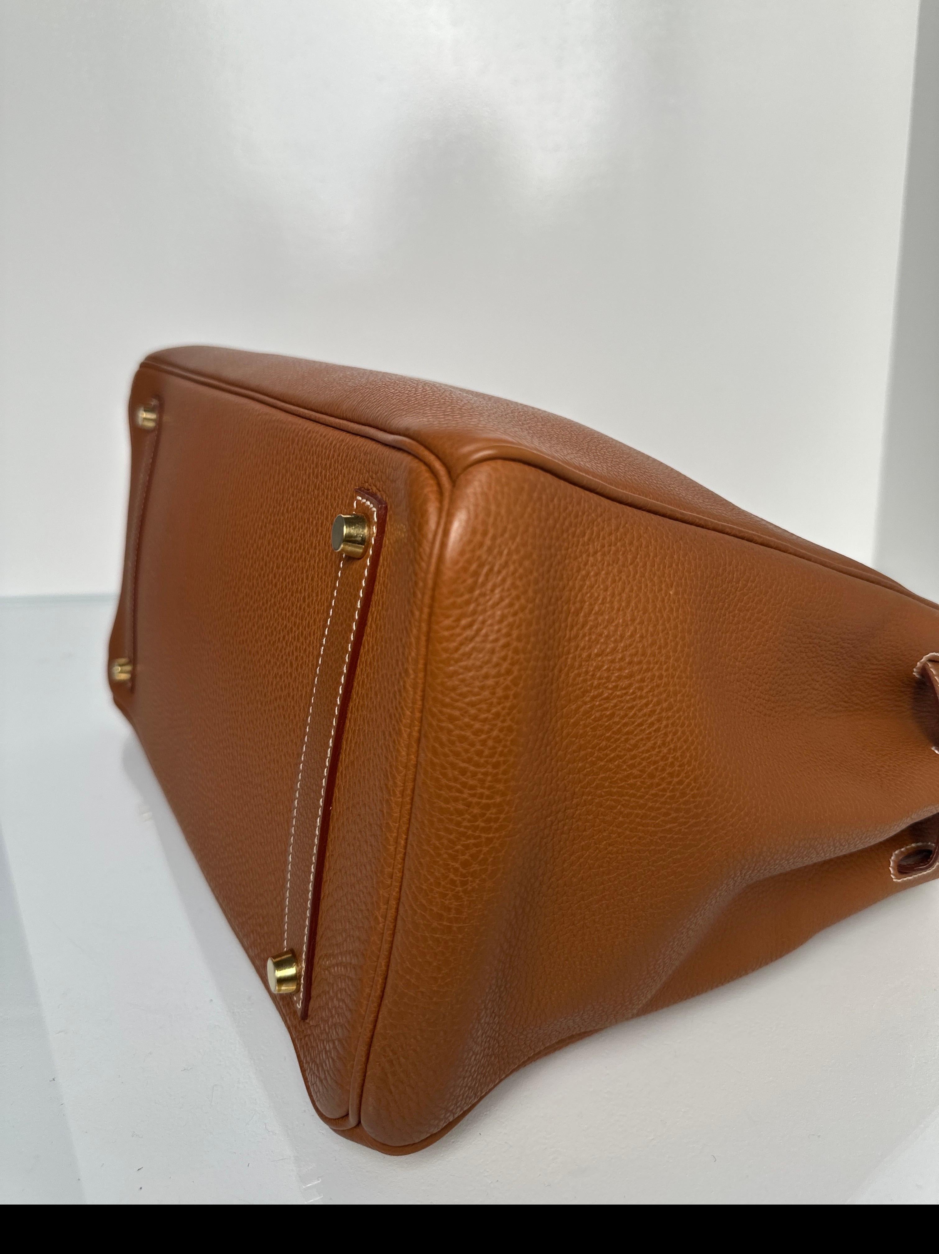 Hermes Gold Birkin 35 Bag 4