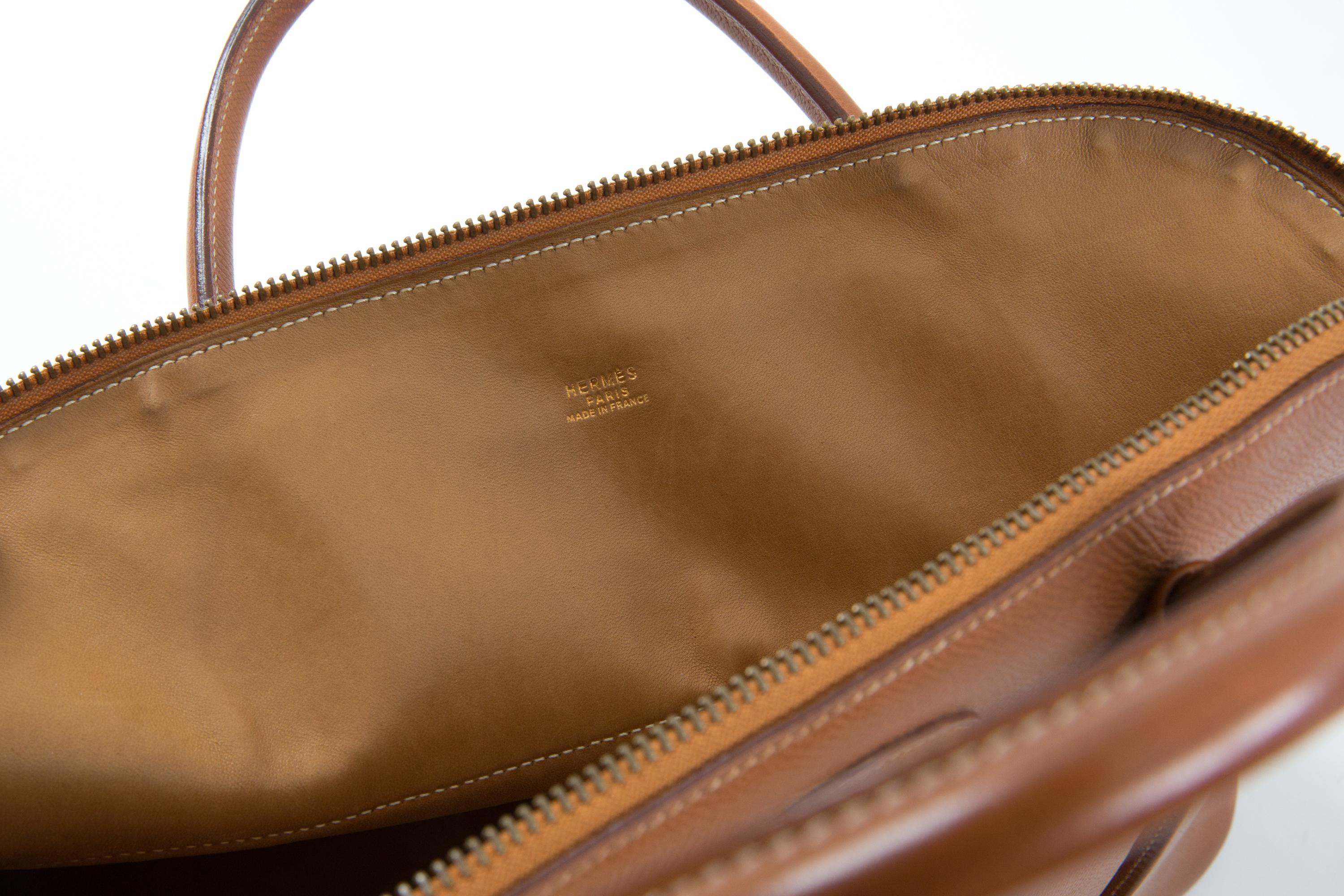 Hermes Gold Bolide 35”Courchevel Leather Handbag For Sale 2
