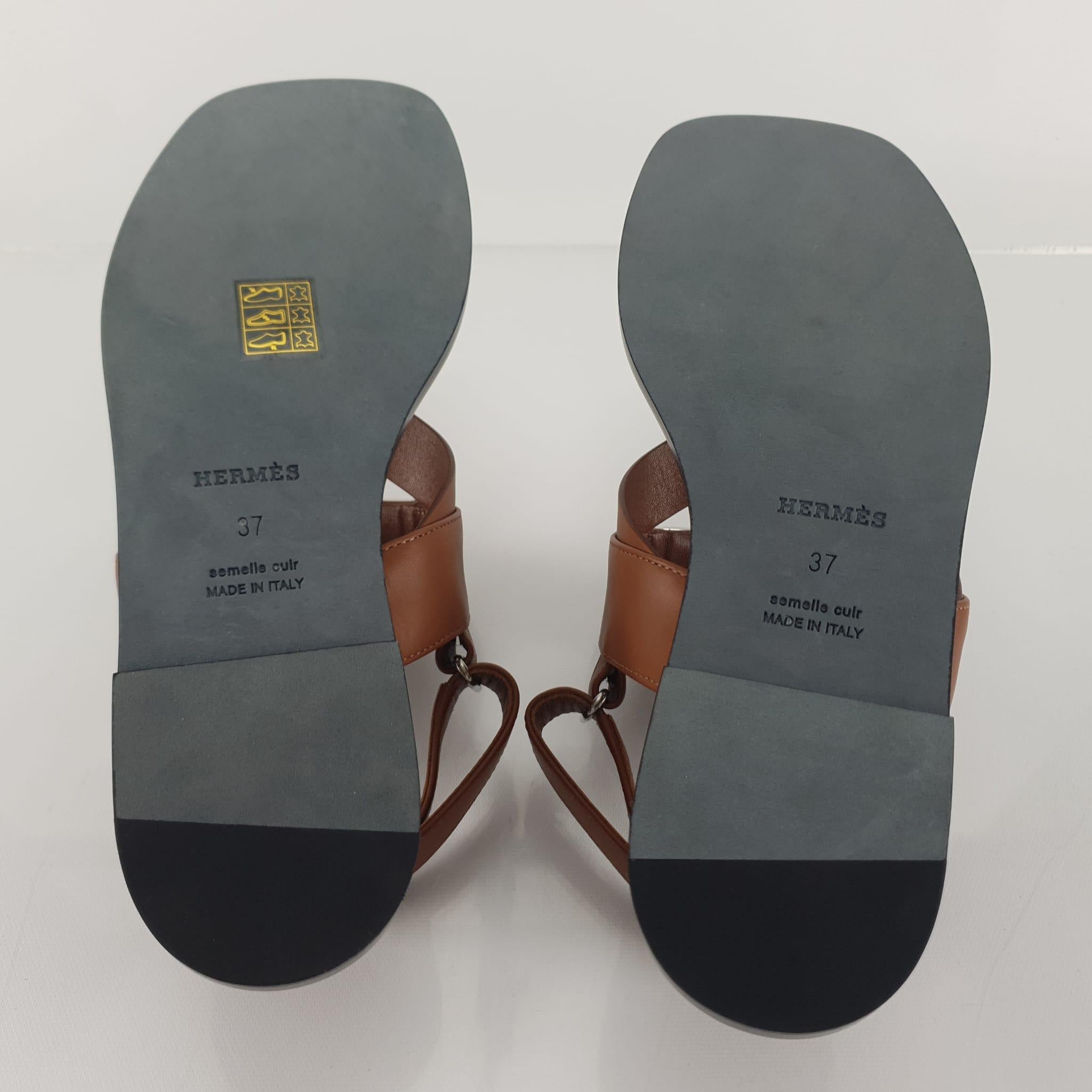 Hermes Gold calfskin Size 37 Ines sandal For Sale 2