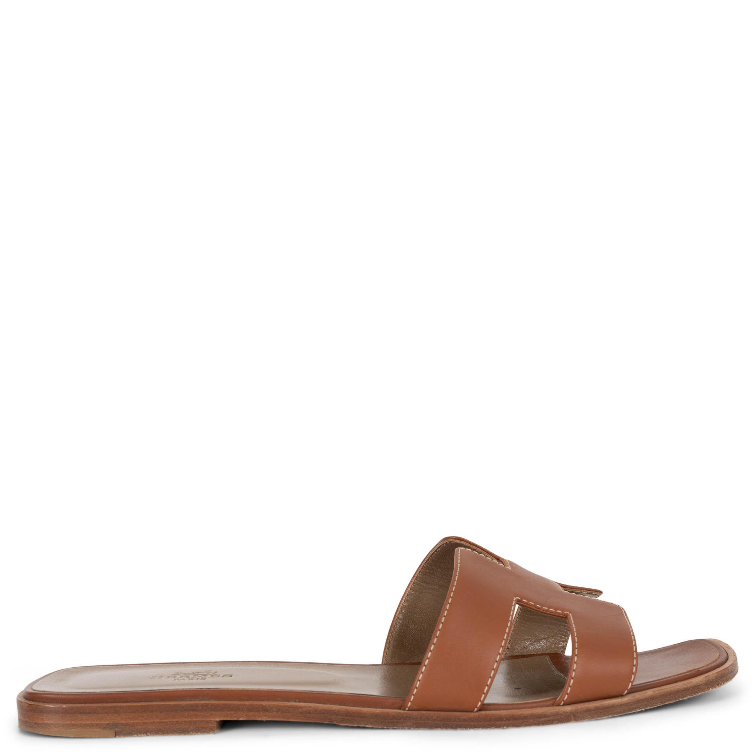 HERMES Gold camel braun Leder ORAN Slide Sandalen Schuhe 41.5 im Angebot