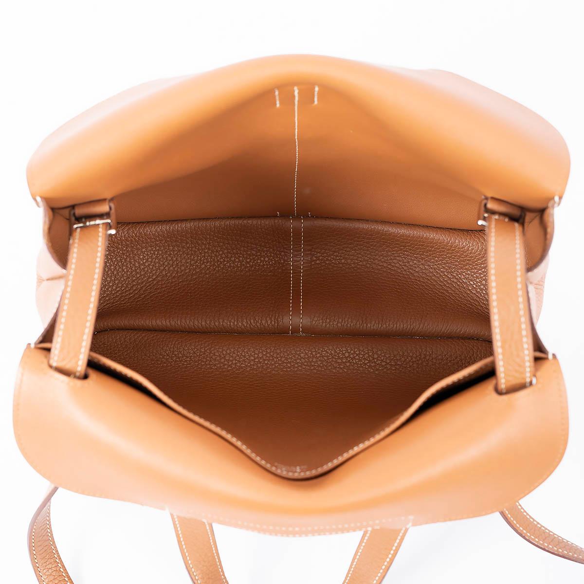 HERMES Gold camel Clemence leather HALZAN 31 Crossbody Bag For Sale 2