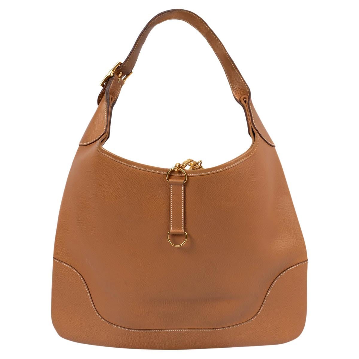 HERMES Gold camel Courchevel leather TRIM 37 Hobo Bag Ghw For Sale