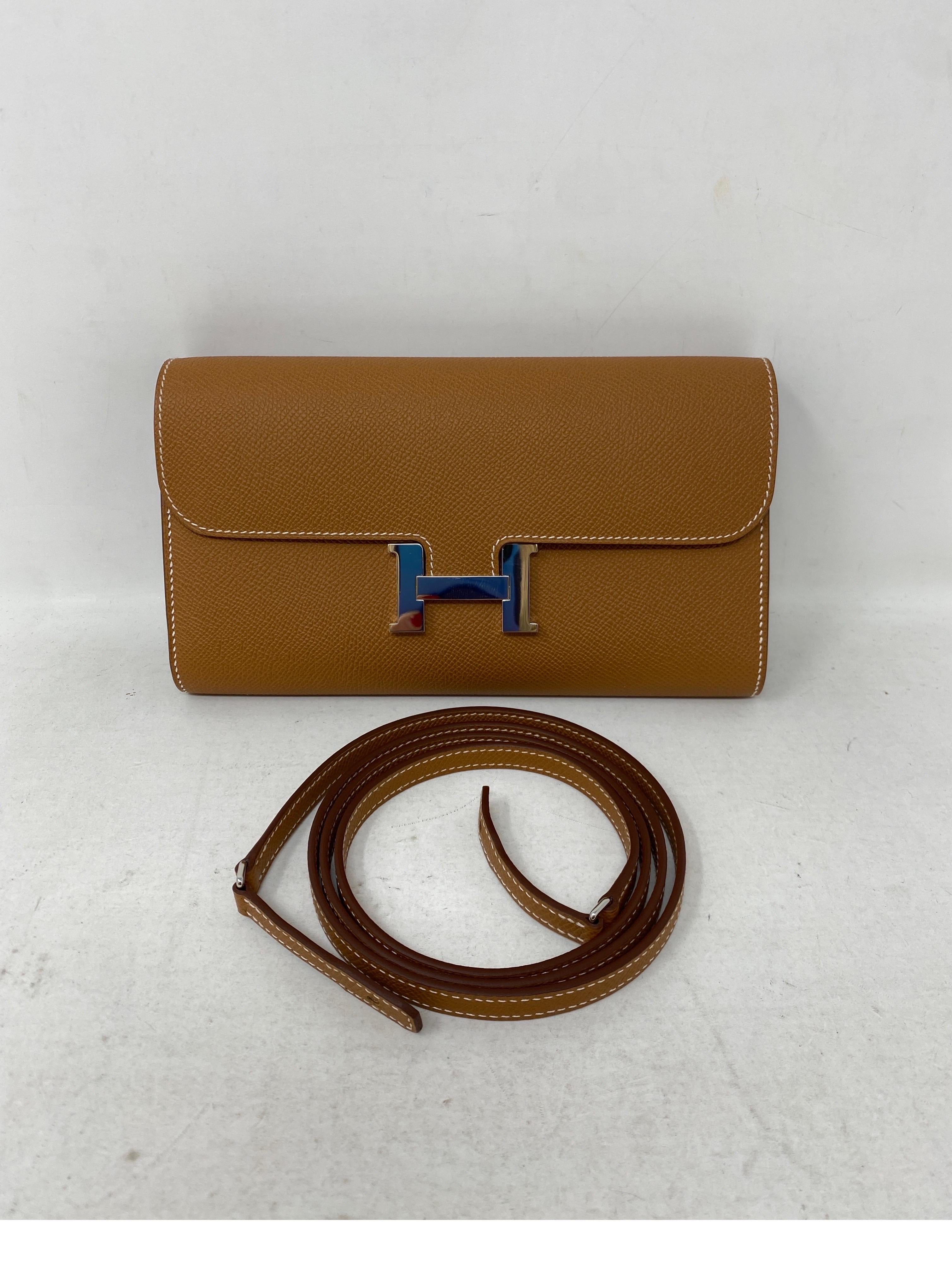Hermes Gold Constance To Go Wallet Bag In New Condition In Athens, GA