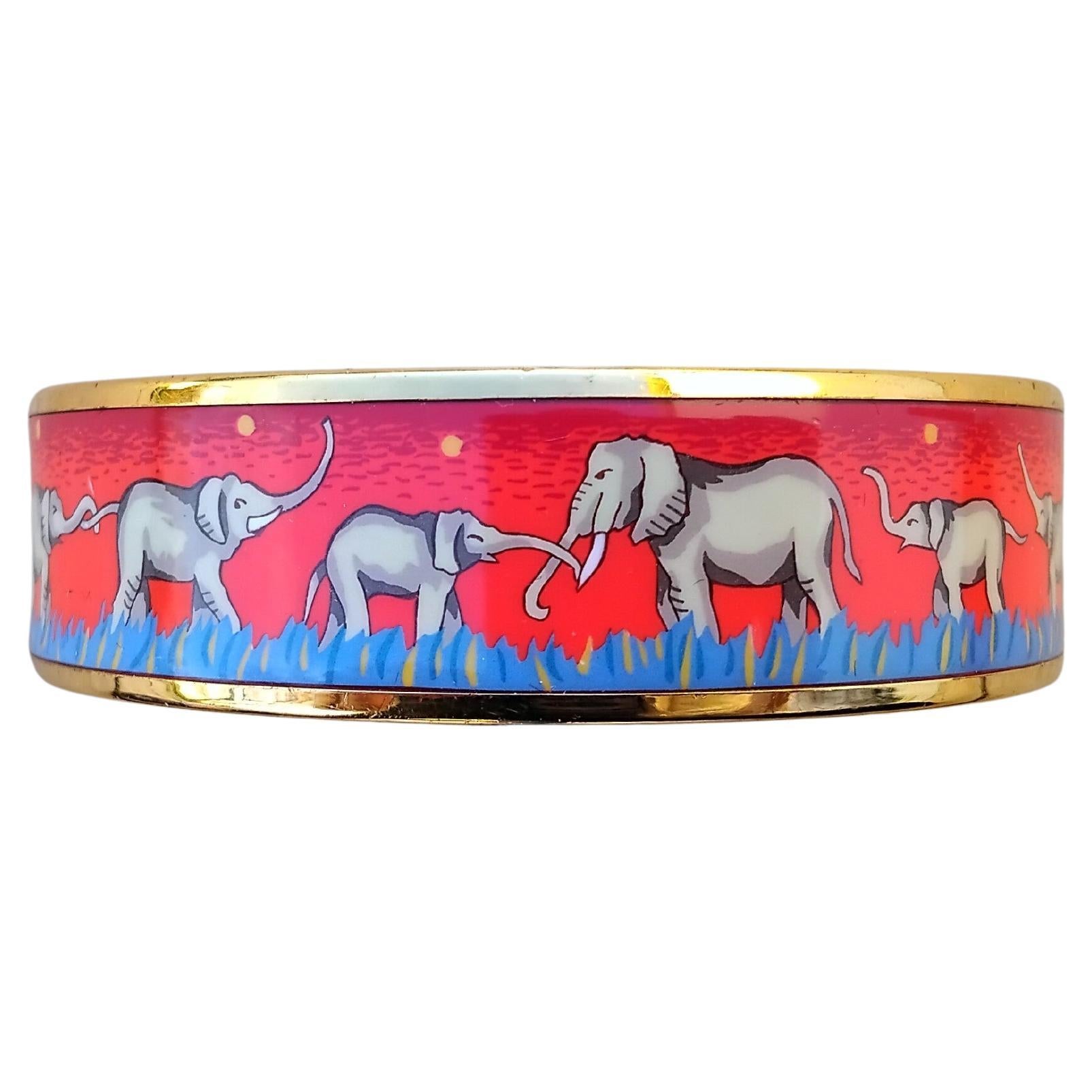 Hermès Gold Enamel Bracelet Elephants Grazing Red S. 70