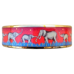 Hermès Gold Enamel Bracelet Elephants Grazing Red S. 70