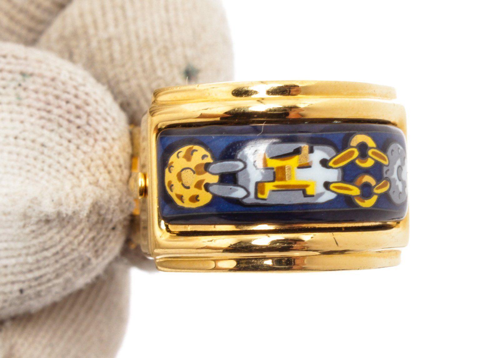 Hermes Gold Emaille-Ohrclips-Ohrring mit goldfarbener Hardware und Drehverschluss im Angebot 1