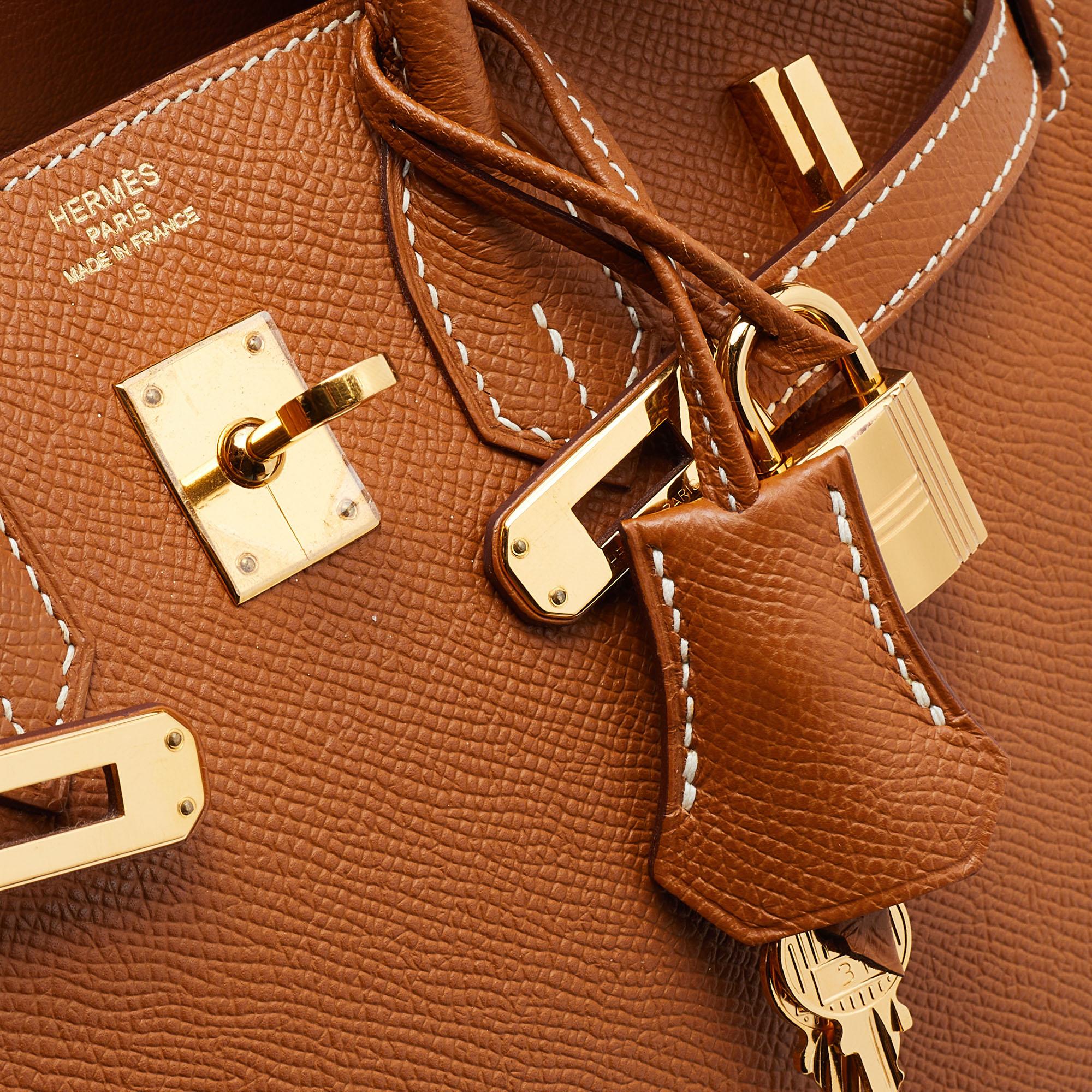 Hermes Gold Epsom Leather Gold Finish Birkin 25 Bag In Excellent Condition In Dubai, Al Qouz 2