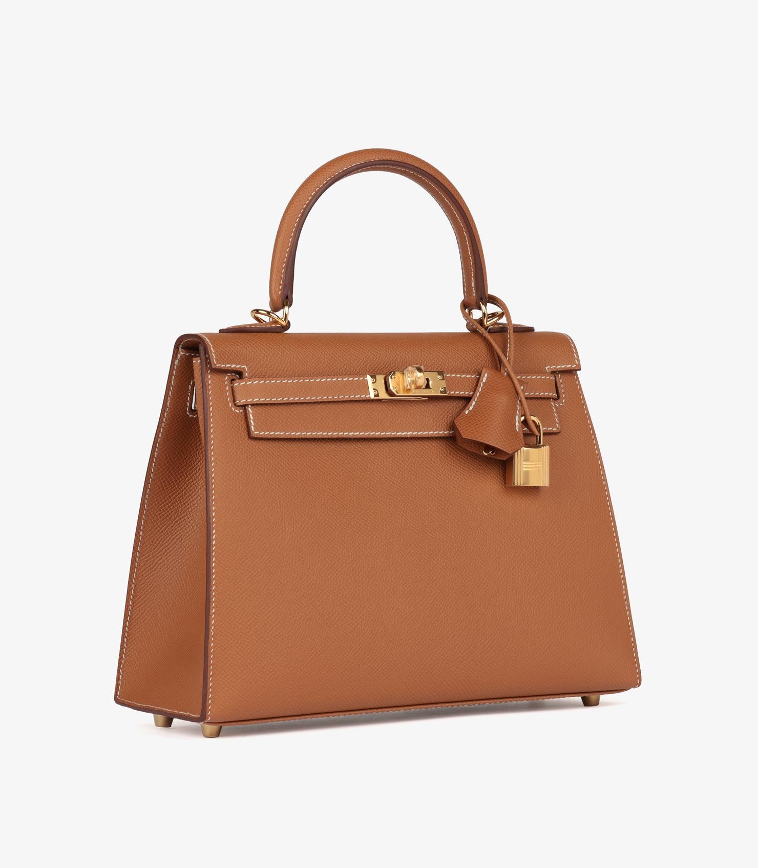 Gray Hermès Gold Epsom Leather Kelly 25cm Sellier For Sale