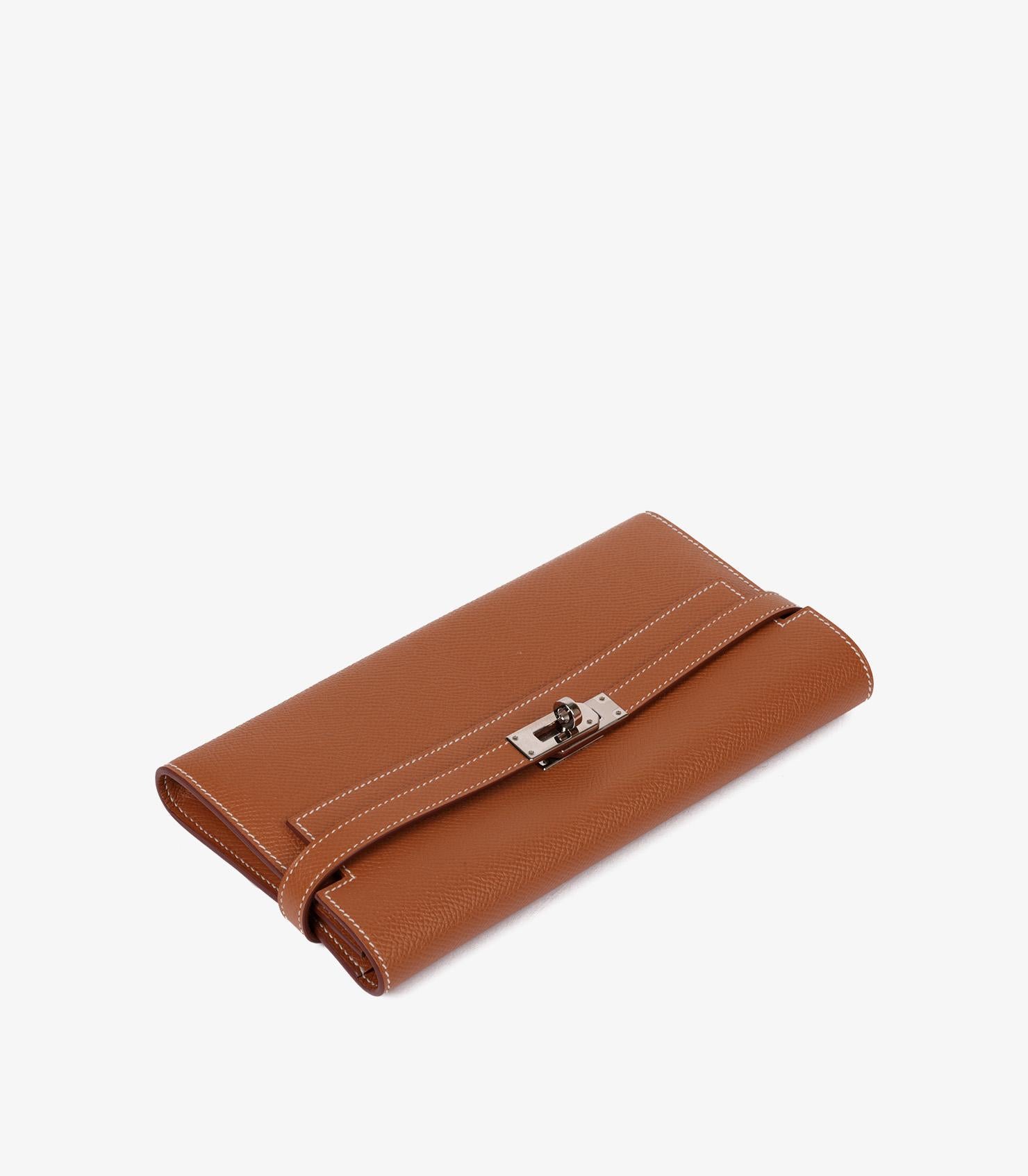Hermès Gold Epsom Leather Kelly Long Wallet

Product Details
Xupes Ref: AA0309
Brand: Hermès
Model: Kelly Long Wallet
Type: Wallet
Serial Number: X
Age: 2015
Accompanied By: Hermès Box, Protective Felt, Ribbon, 2016 Invoice
Colour: Gold
Hardware: