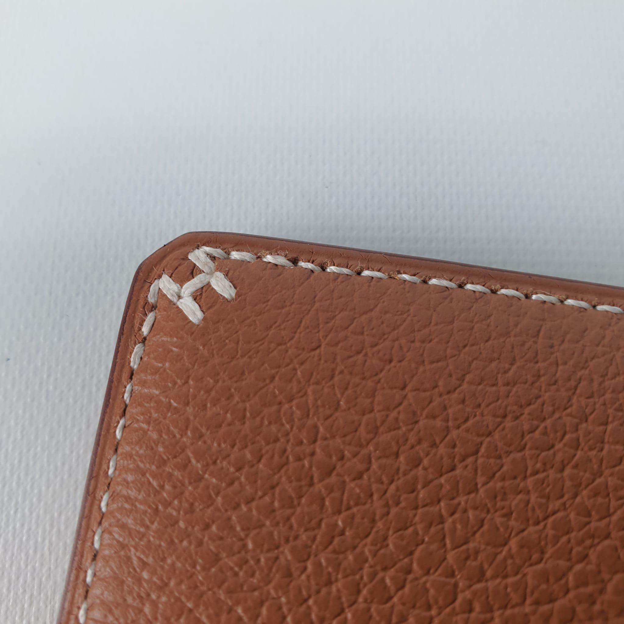 Hermès gold Evercolor calfskin H Sellier card holder gold In New Condition For Sale In Nicosia, CY