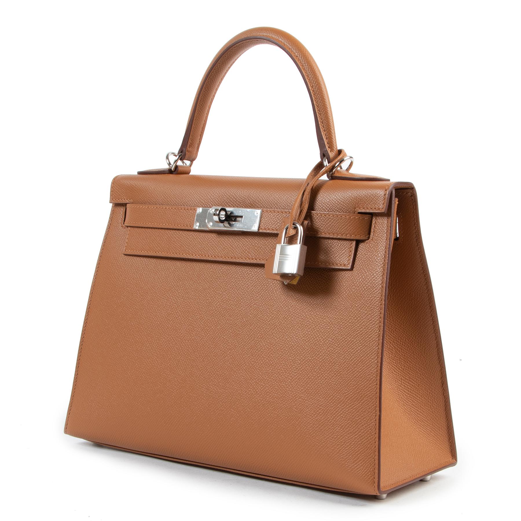 Hermes Gold / Jaune Ambre Kelly Sellier 28 PHW

Hurry hurry get your hands on this very hard to find Hermes Kelly 28. 
The Hermès Kelly bag an iconic and timeless bag named after the stunning film star Grace Kelly.

Crafted in Hermes most popular