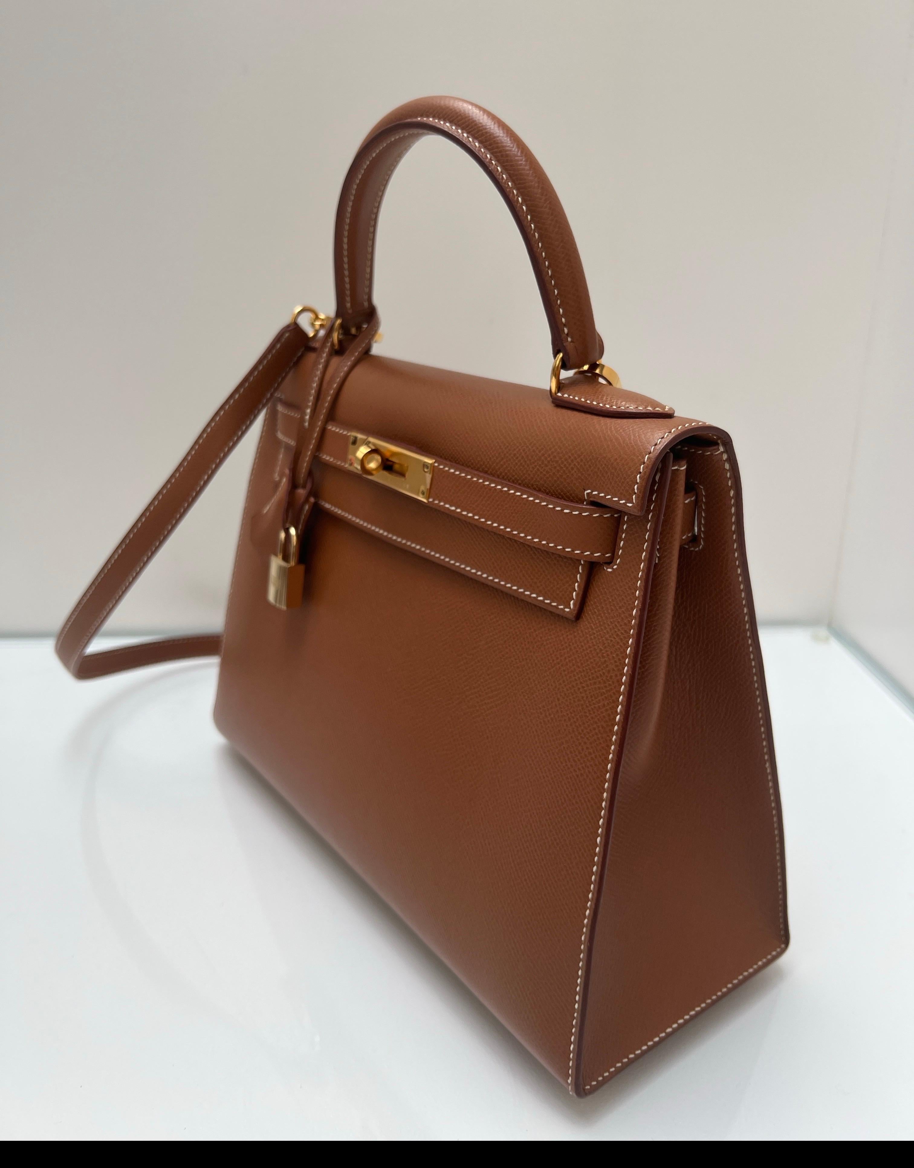 Borsa Hermes Kelly 28 oro In condizioni ottime in vendita a Athens, GA