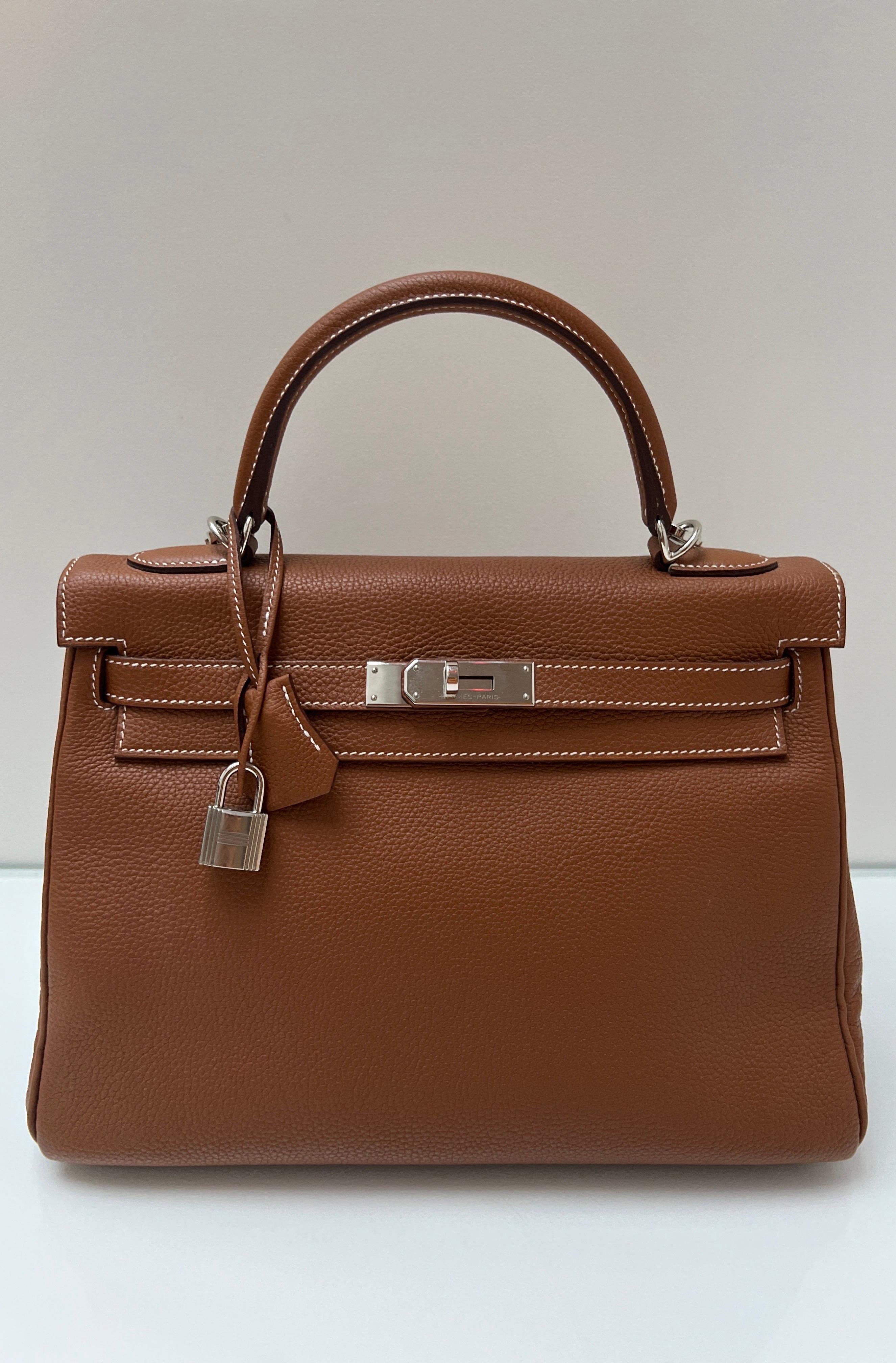Hermes Gold Kelly 28 Togo with Rare Strap 14
