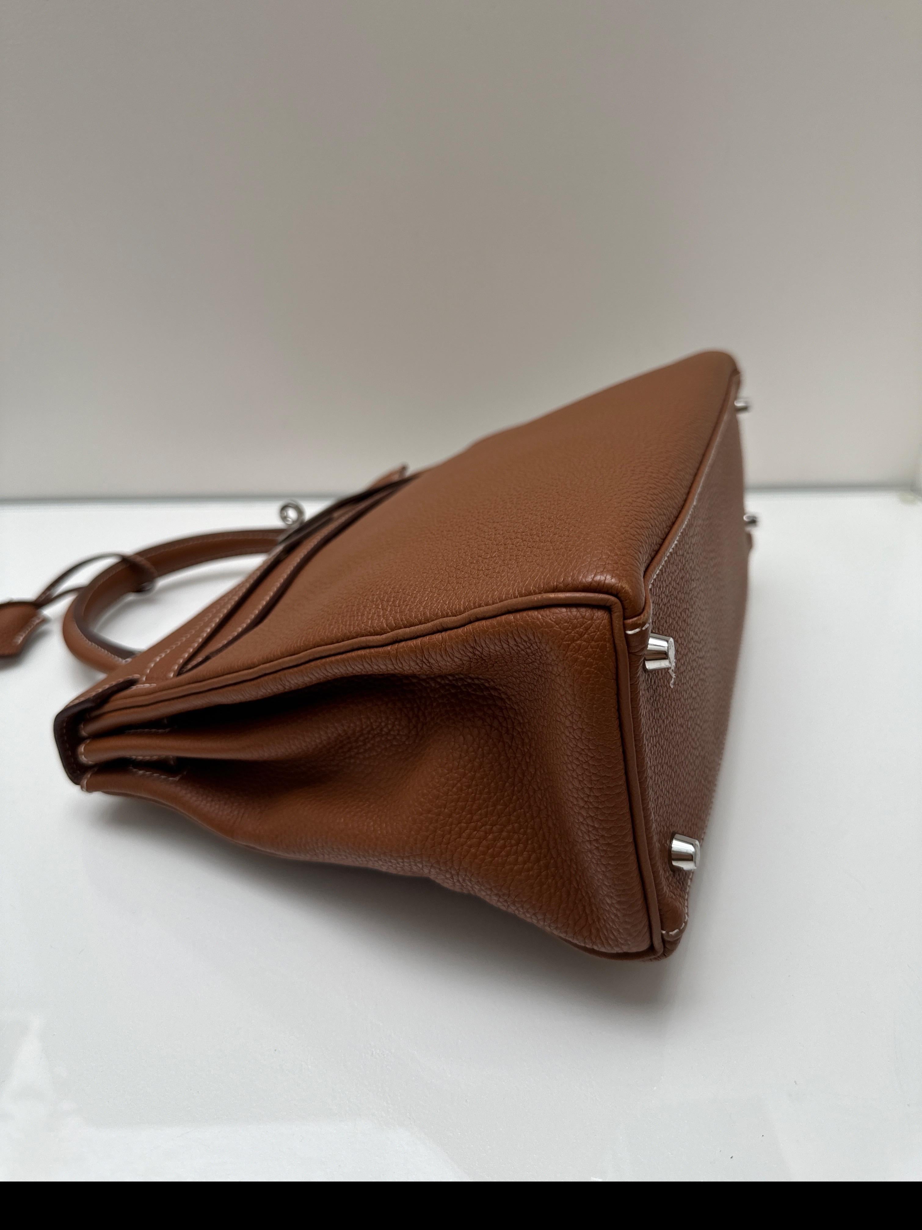 Sac Kelly 32 en or de Hermes en vente 12