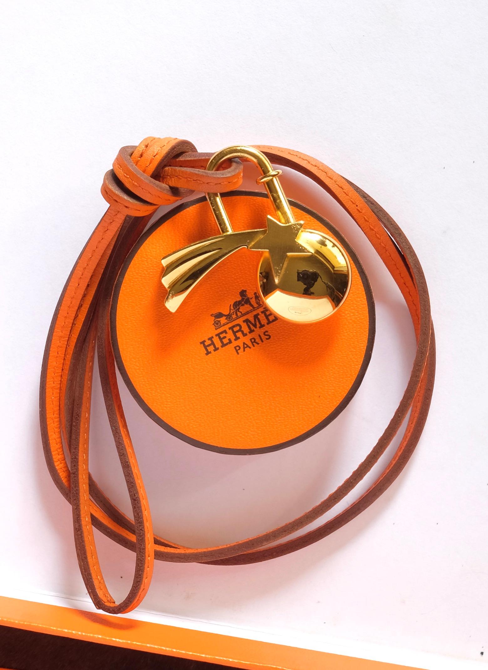 HERMES - Gold Limited Ediction Cadena Lock Charm 