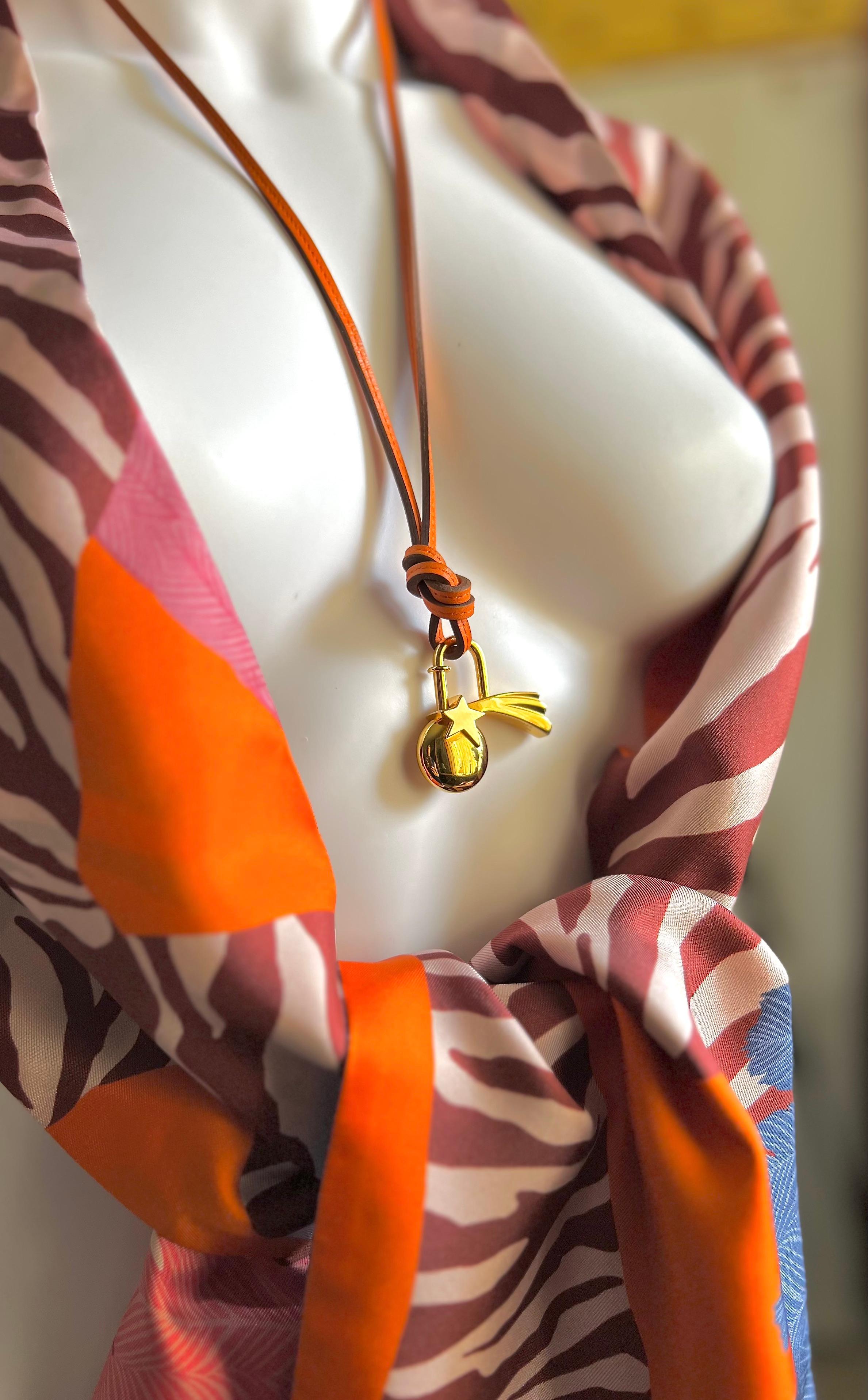 HERMES - Gold Limited Ediction Cadena Lock Charm 
