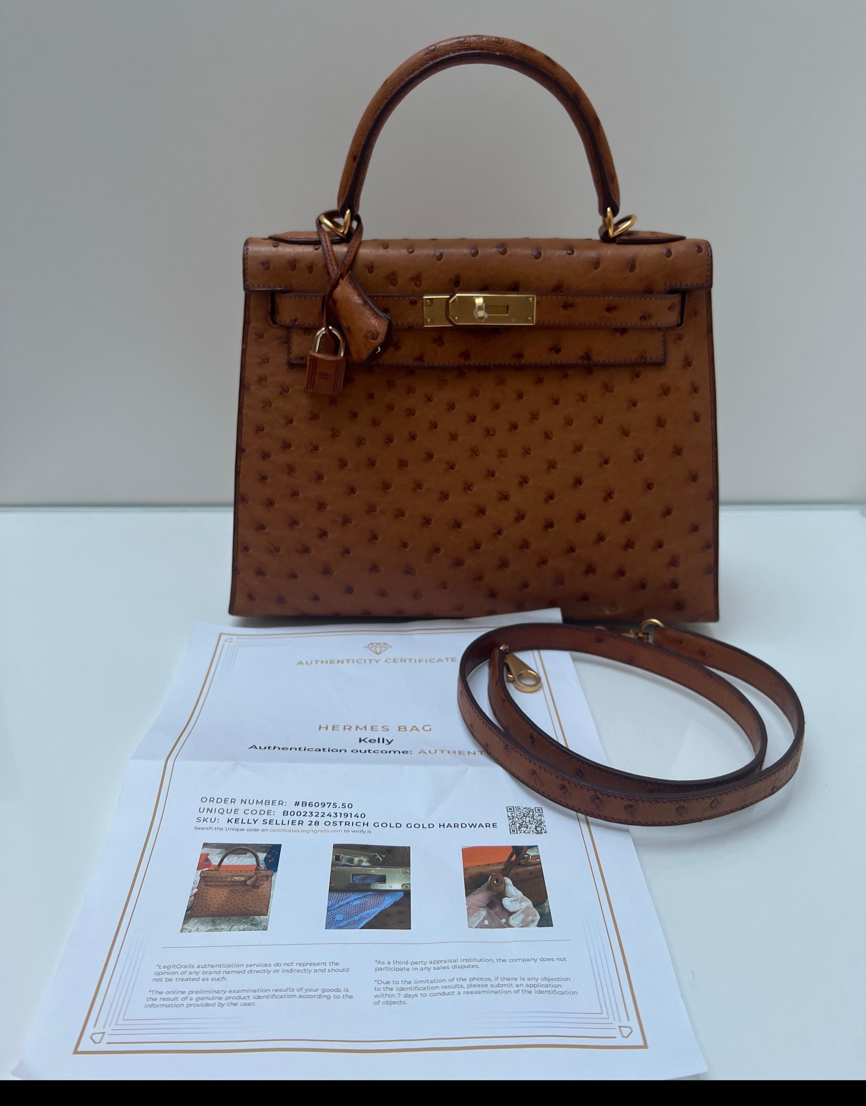 Borsa Kelly 28 in struzzo oro di Hermes in vendita 9
