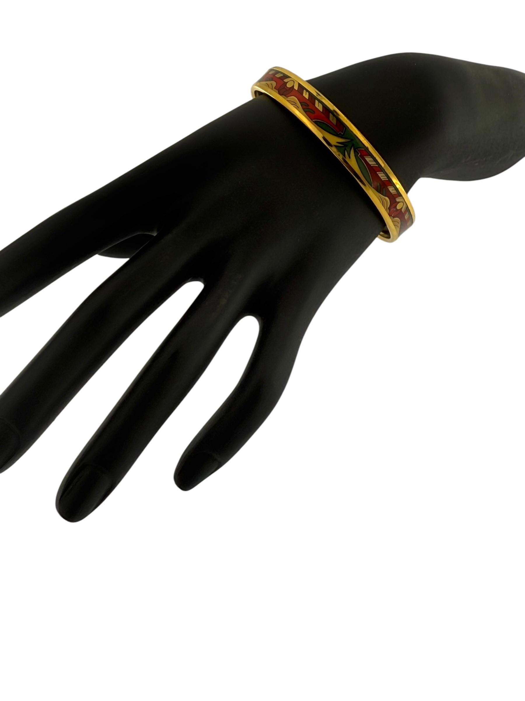 Artisan Hermes Bracelet plaqué or avec émail en vente