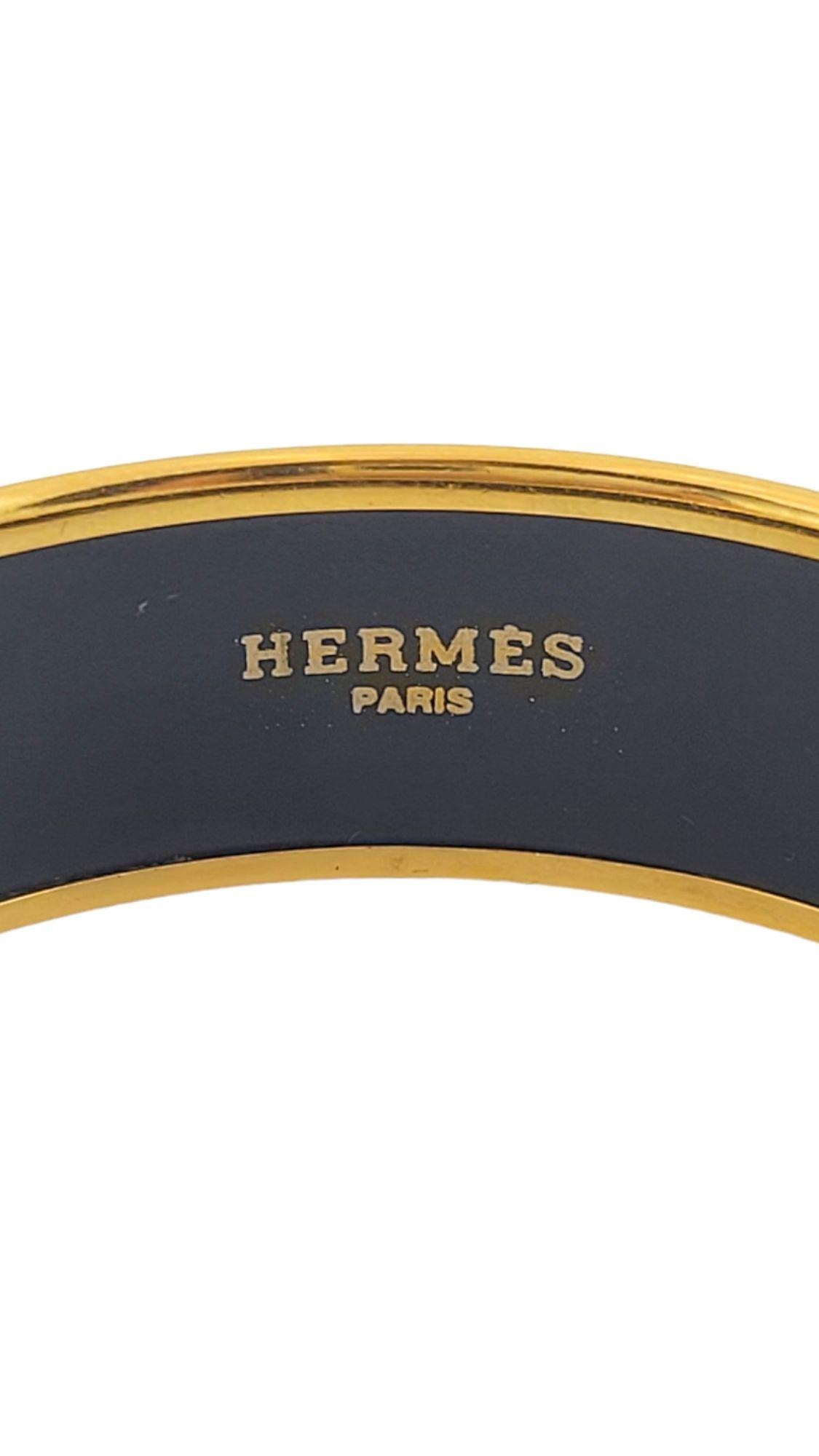 Armreif aus vergoldeter Emaille mit gedrehtem Seil-Motiv von Hermes #14587 im Zustand „Gut“ im Angebot in Washington Depot, CT