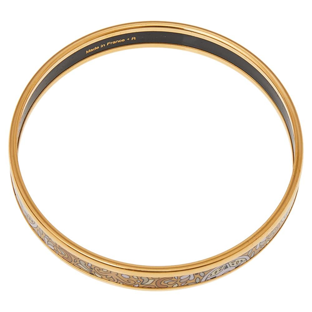 Hermès Gold Printed Enamel Gold Plated Bangle Bracelet In Good Condition In Dubai, Al Qouz 2