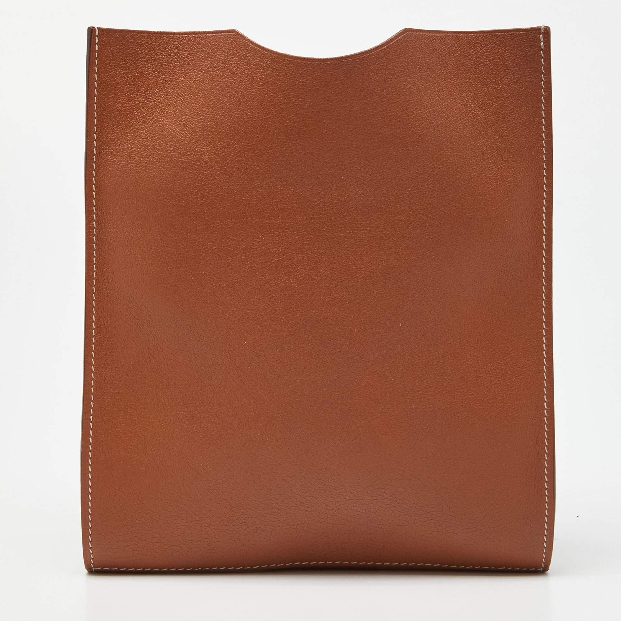 Hermès Gold Swift Leather Onimaitou Pochette Bag 2