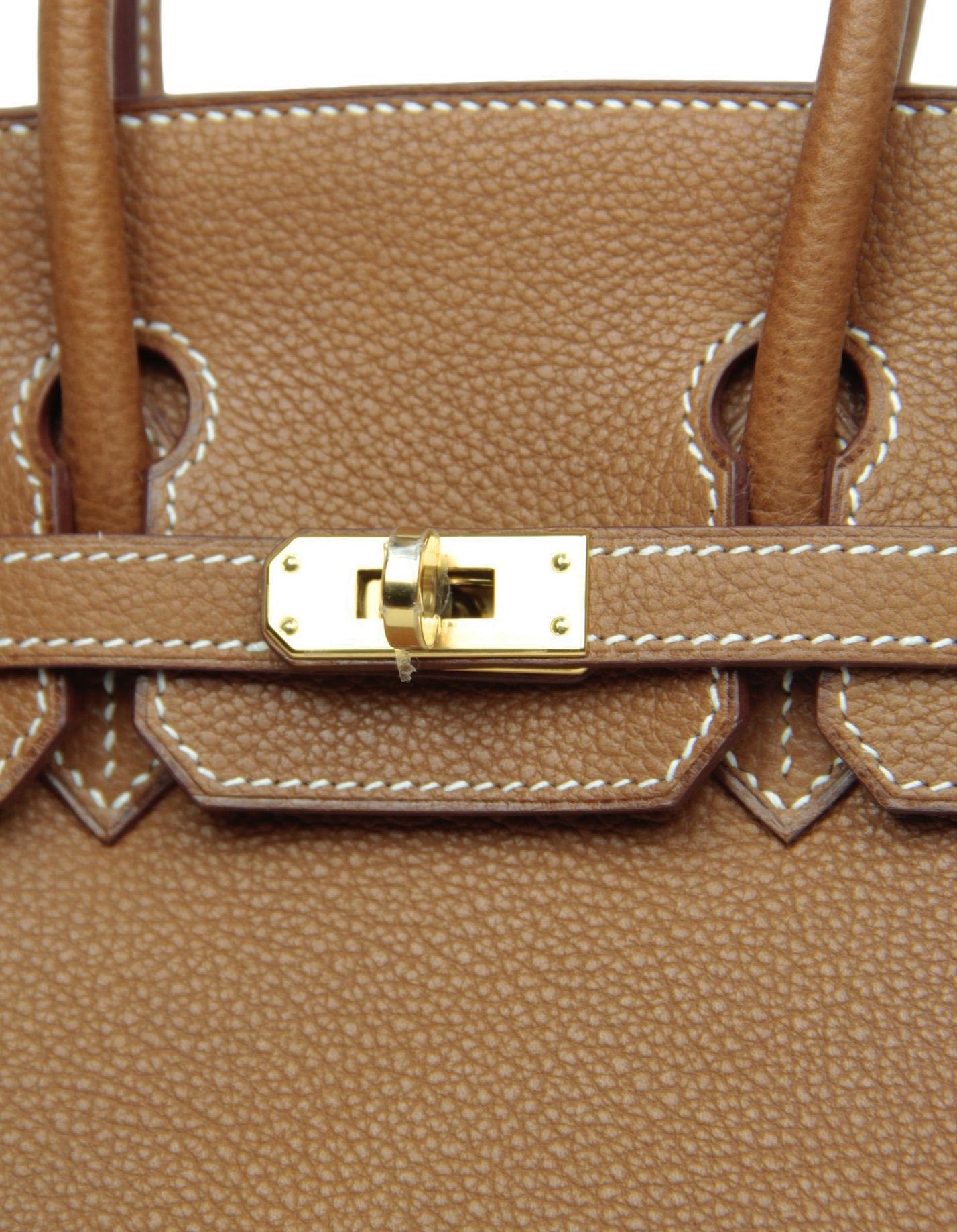 Hermes Gold Tan Togo Leather 25cm Birkin Bag GHW In Excellent Condition For Sale In New York, NY