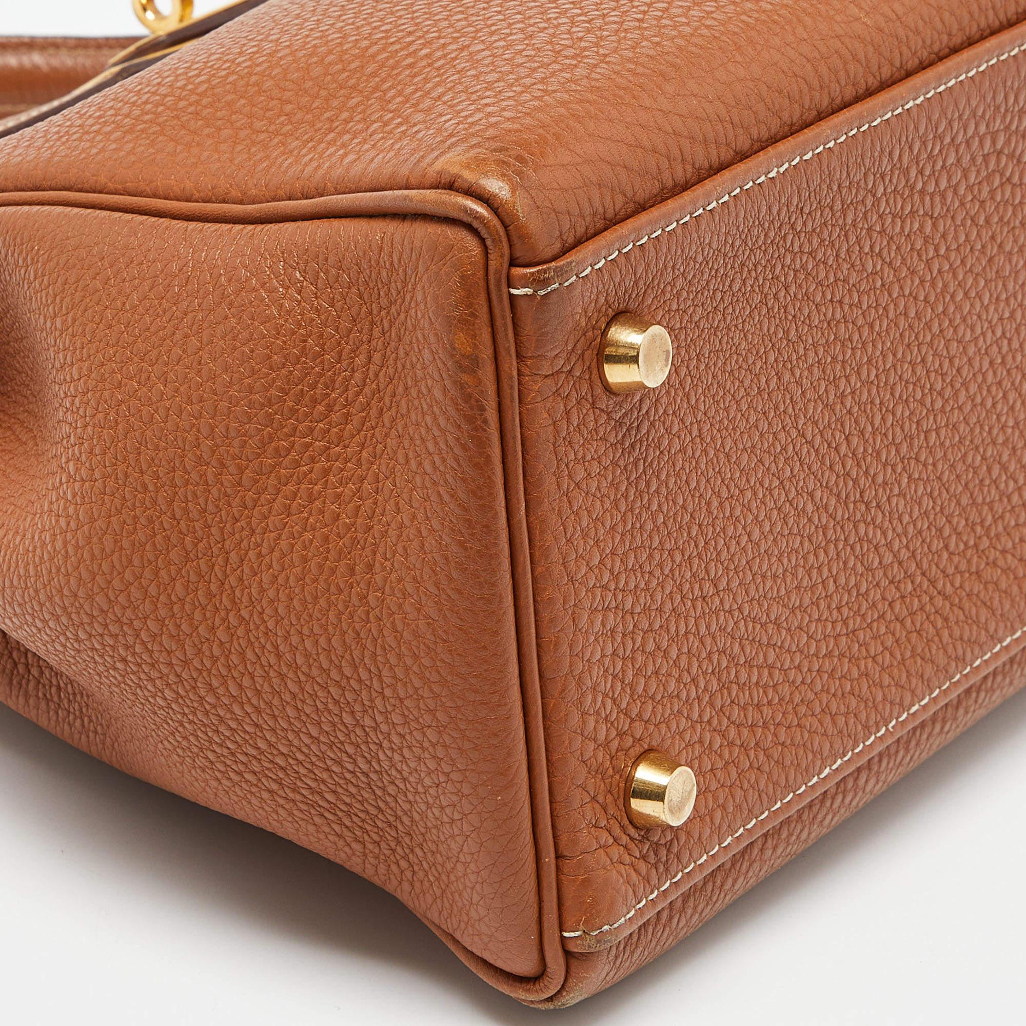 Hermes Gold Taurillion Clemence Leather Gold Finish Kelly Retourne 28 Bag For Sale 9