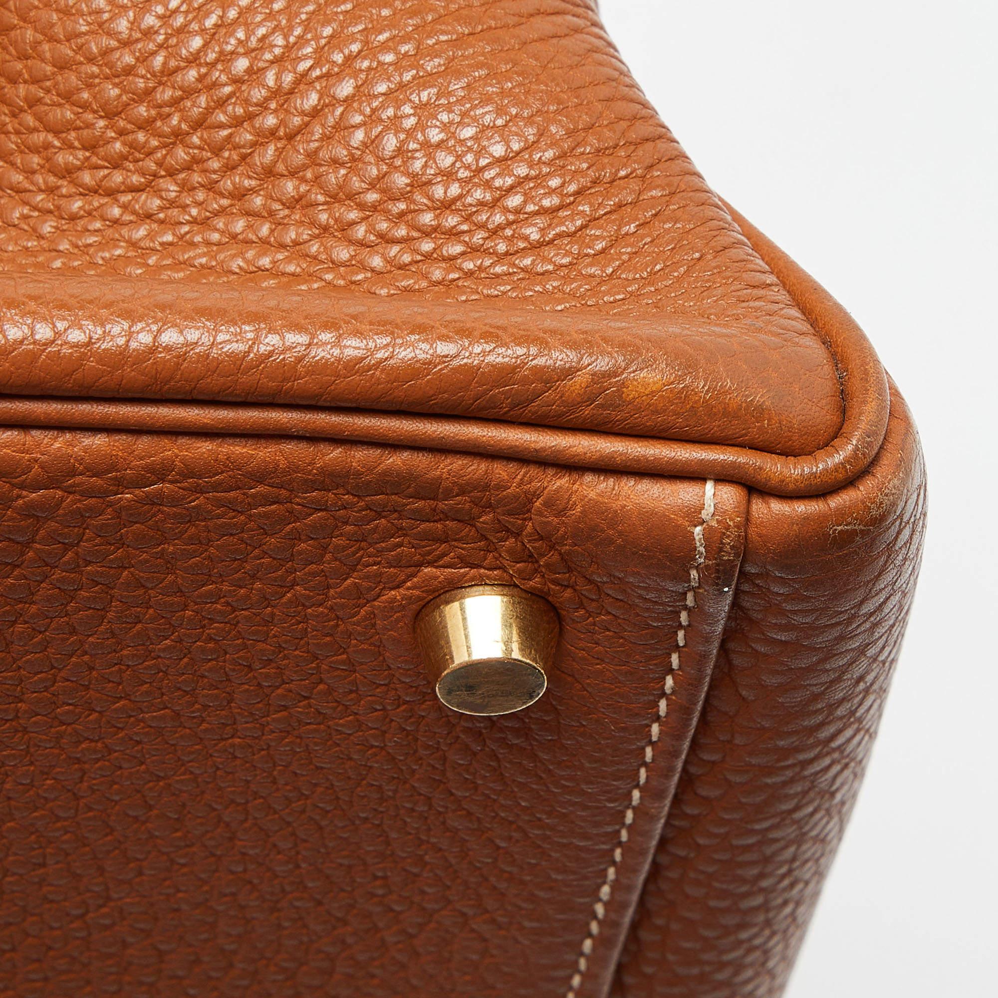 Hermes Gold Taurillion Clemence Leather Gold Finish Kelly Retourne 28 Bag For Sale 15