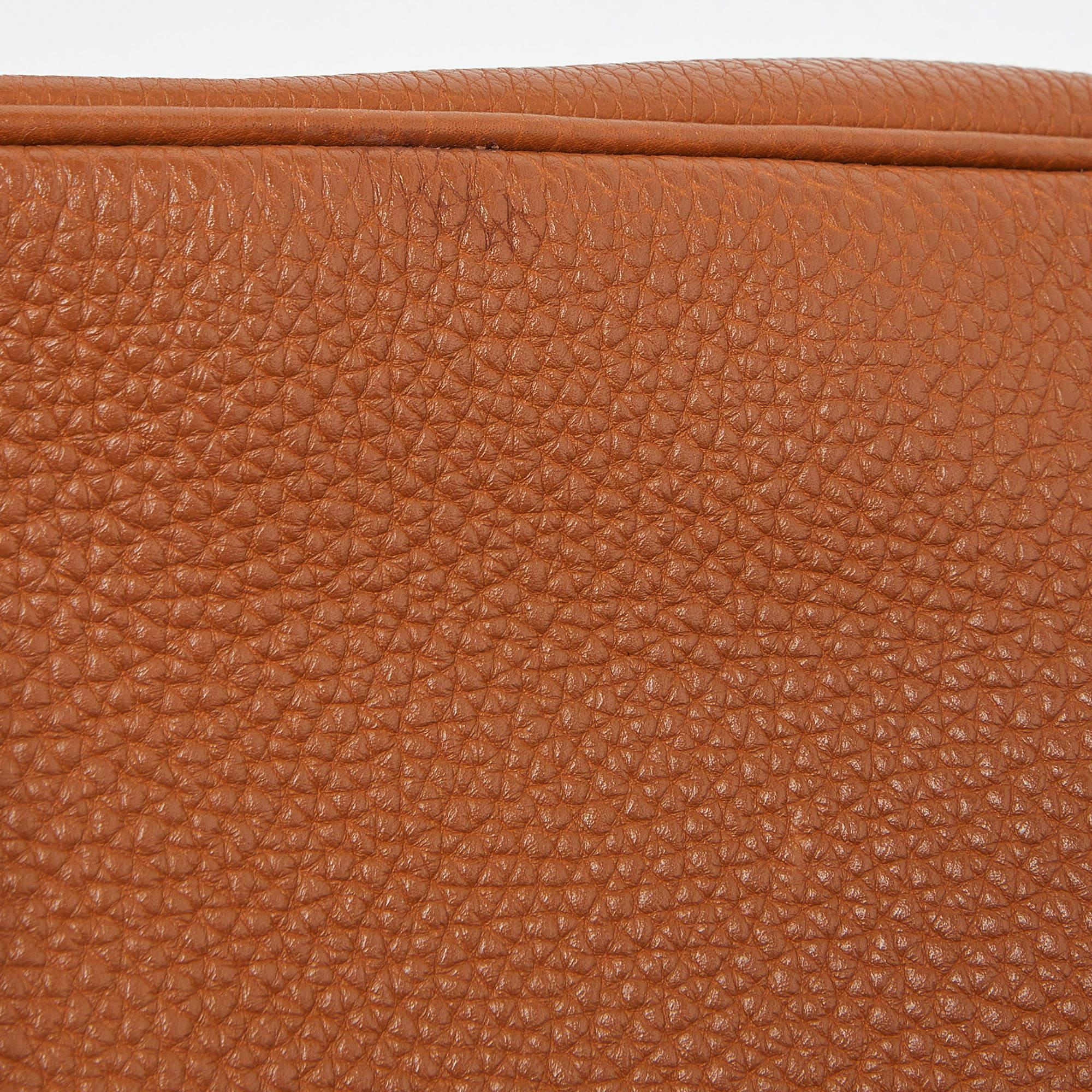 Hermes Gold Taurillion Clemence Leather Gold Finish Kelly Retourne 28 Bag For Sale 4