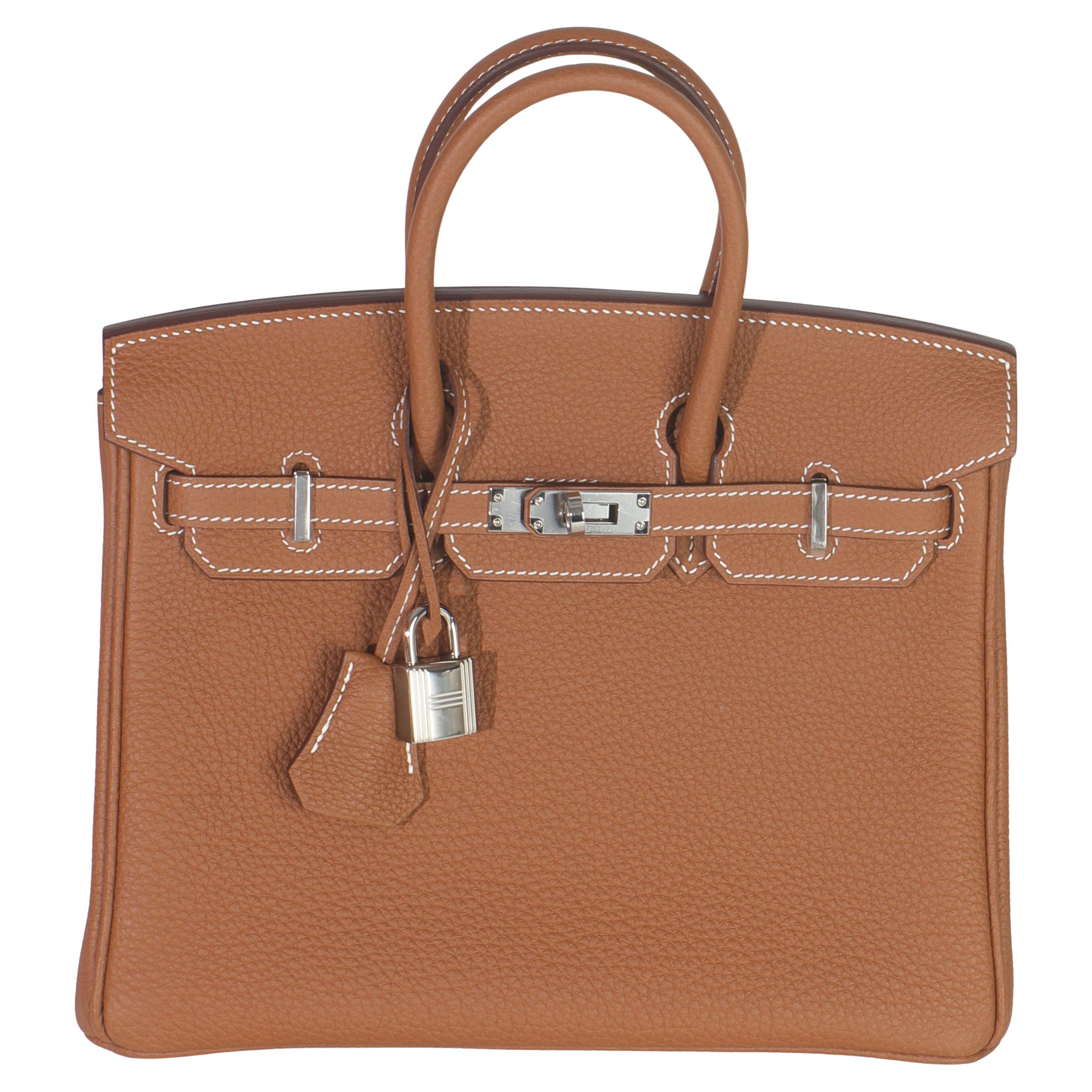 Hermès Birkin 25 PHW in oro Togo in vendita