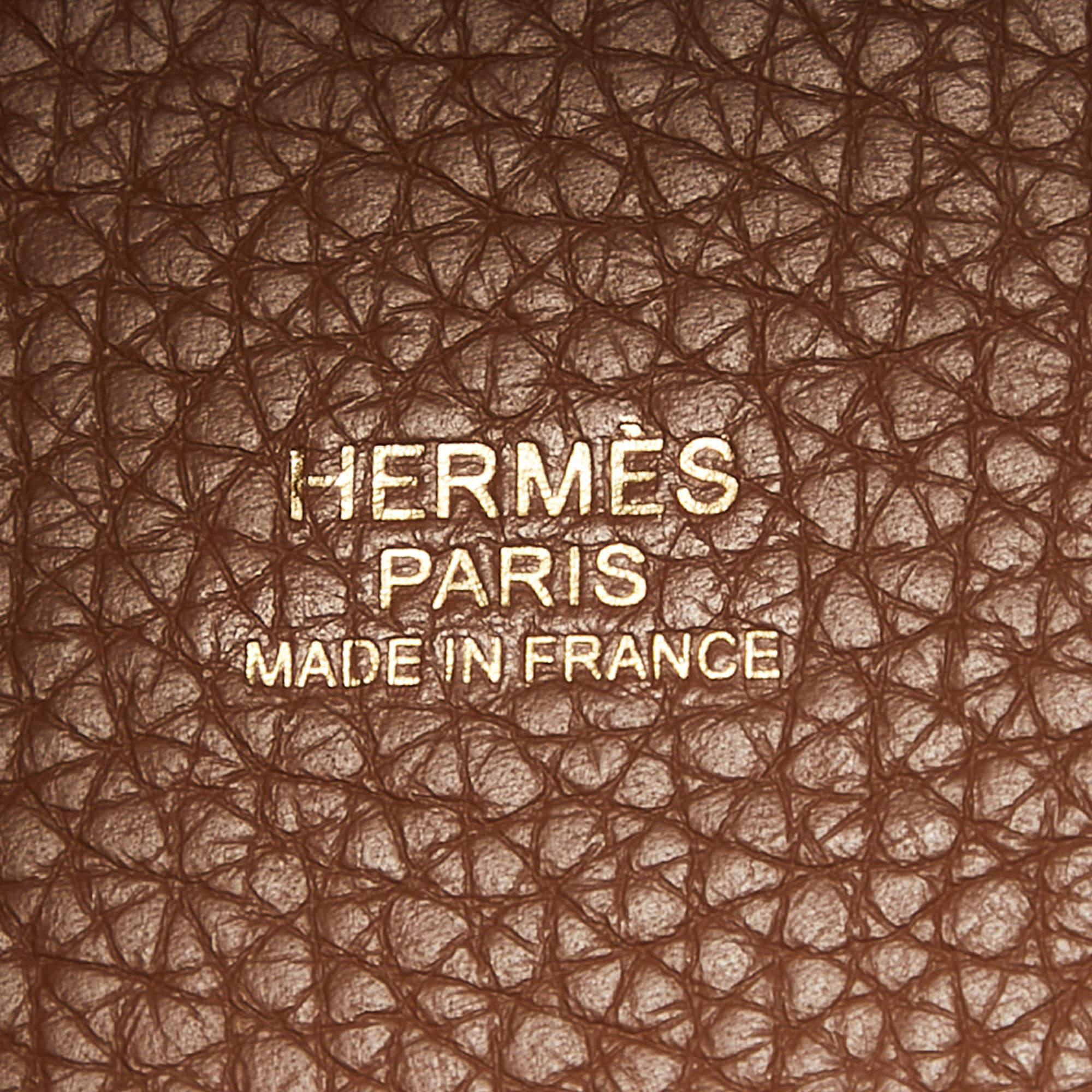 Hermes Gold Togo Leather Picotin Lock 18 Bag en vente 7