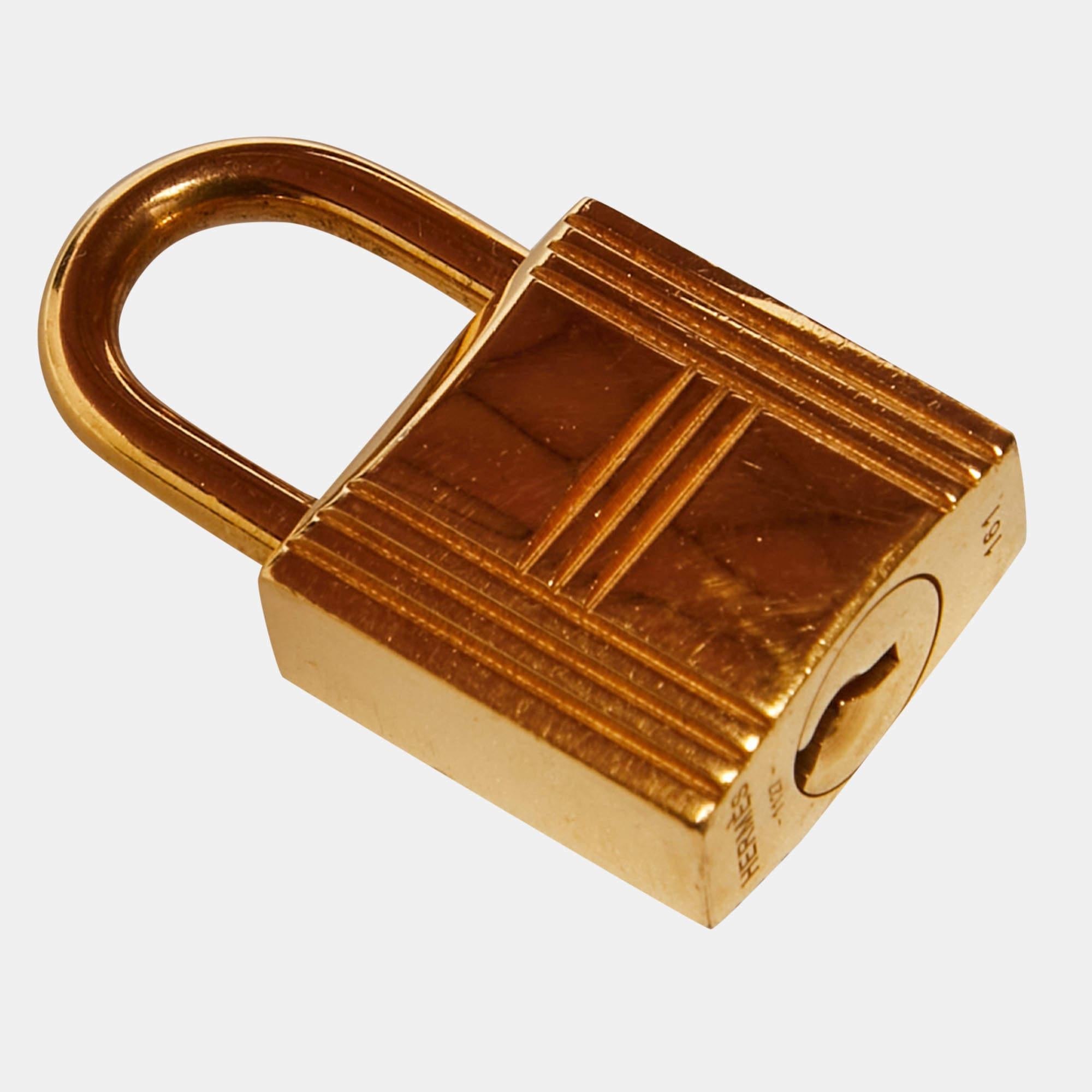 Hermes Gold Togo Leather Picotin Lock 18 Bag For Sale 11