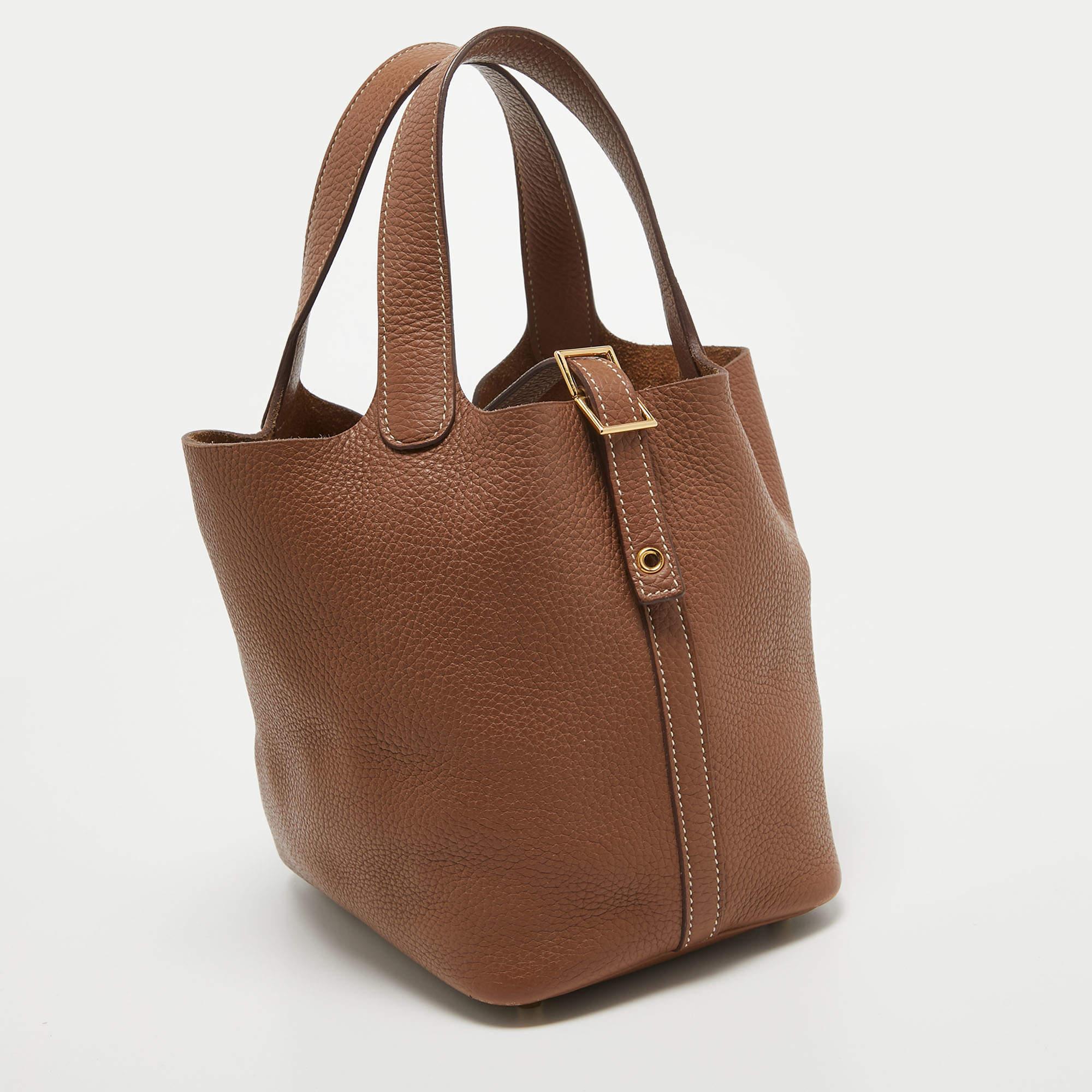 Hermes Gold Togo Leather Picotin Lock 18 Bag In Good Condition For Sale In Dubai, Al Qouz 2
