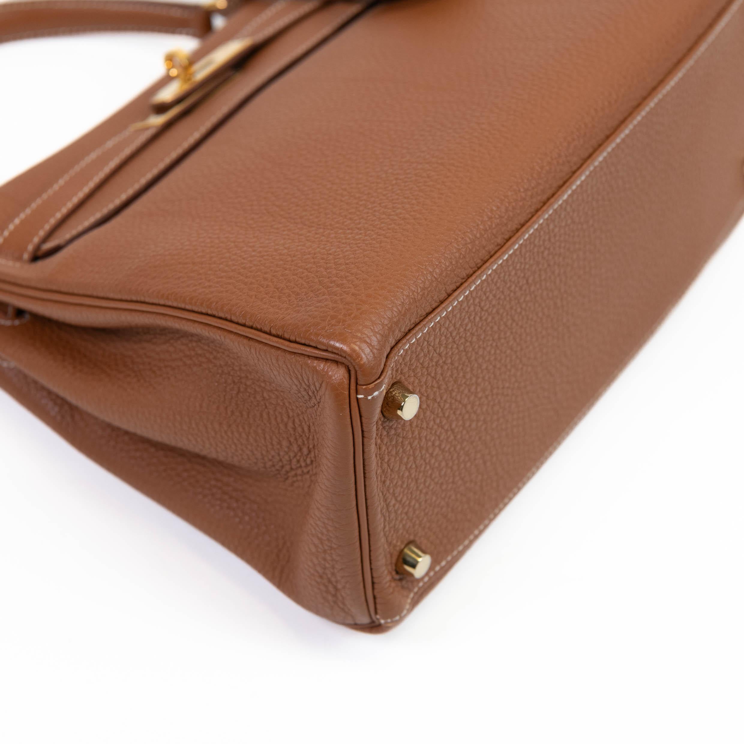 Hermes Gold Togo Leather Retourne Kelly 28cm Gold Hardware For Sale 1