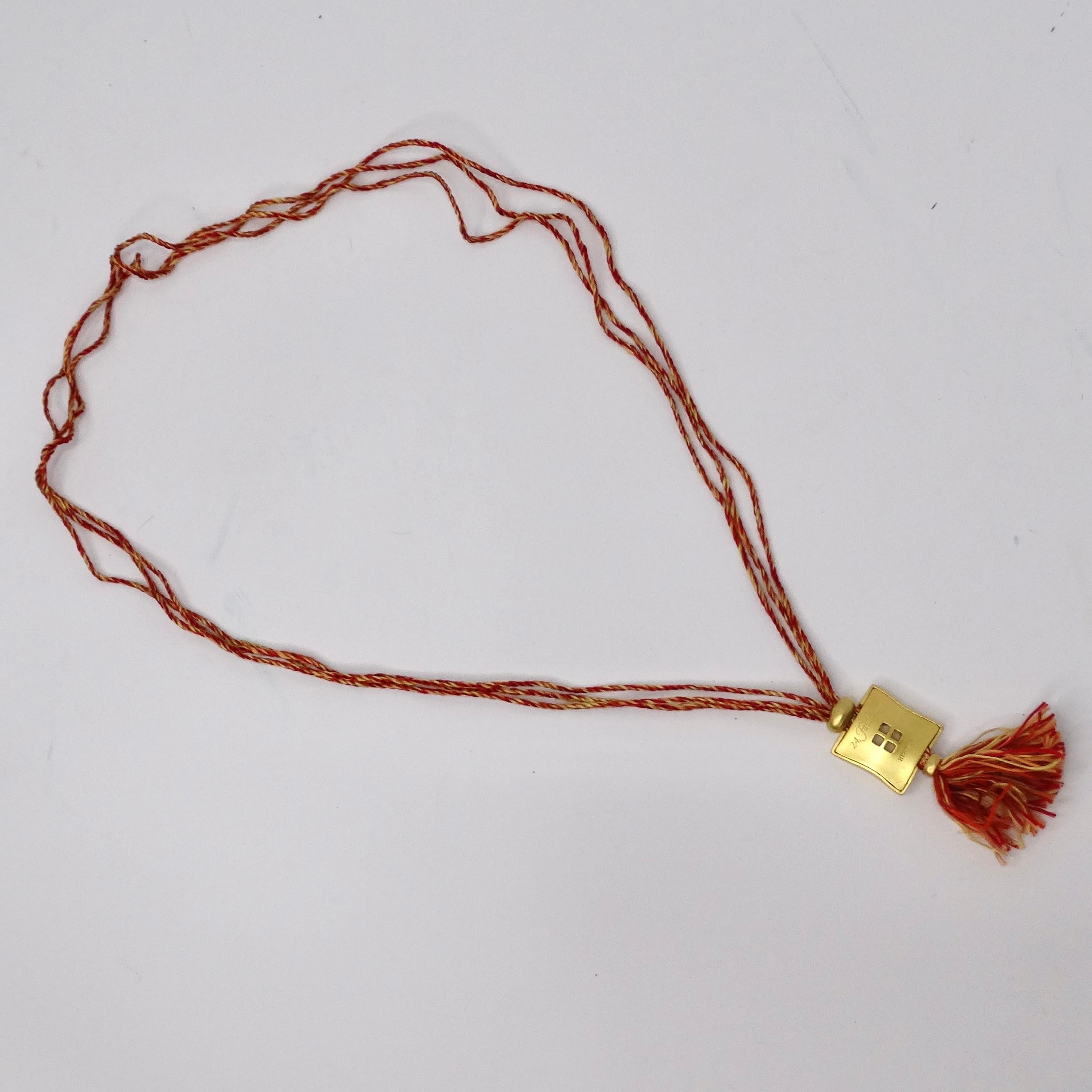 Collier Hermes avec pendentif en or et corde en fil de soie en vente 1