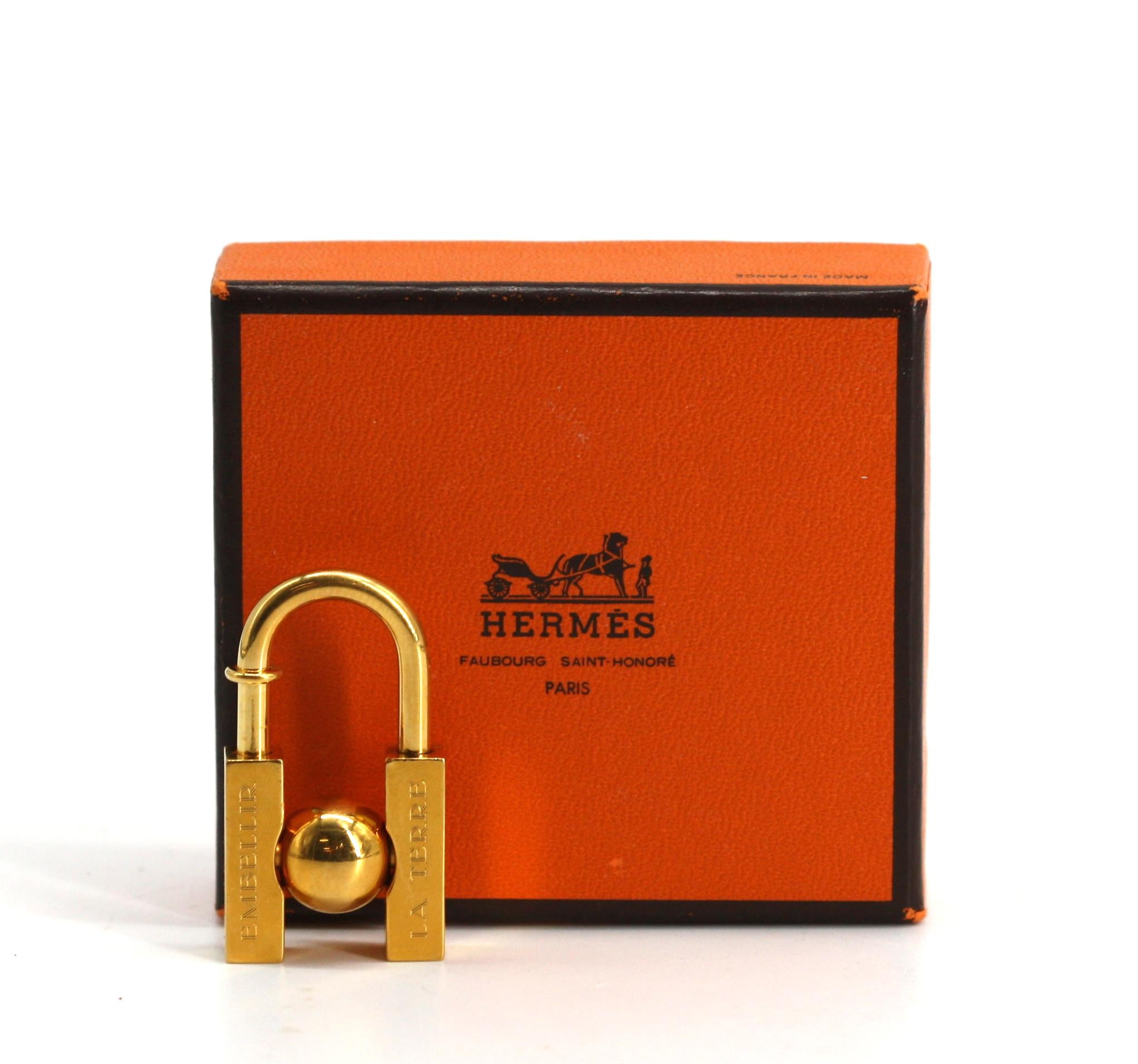 Hermes Gold-Toned L Homme Peut Embeller, 2001 In Good Condition For Sale In West Palm Beach, FL