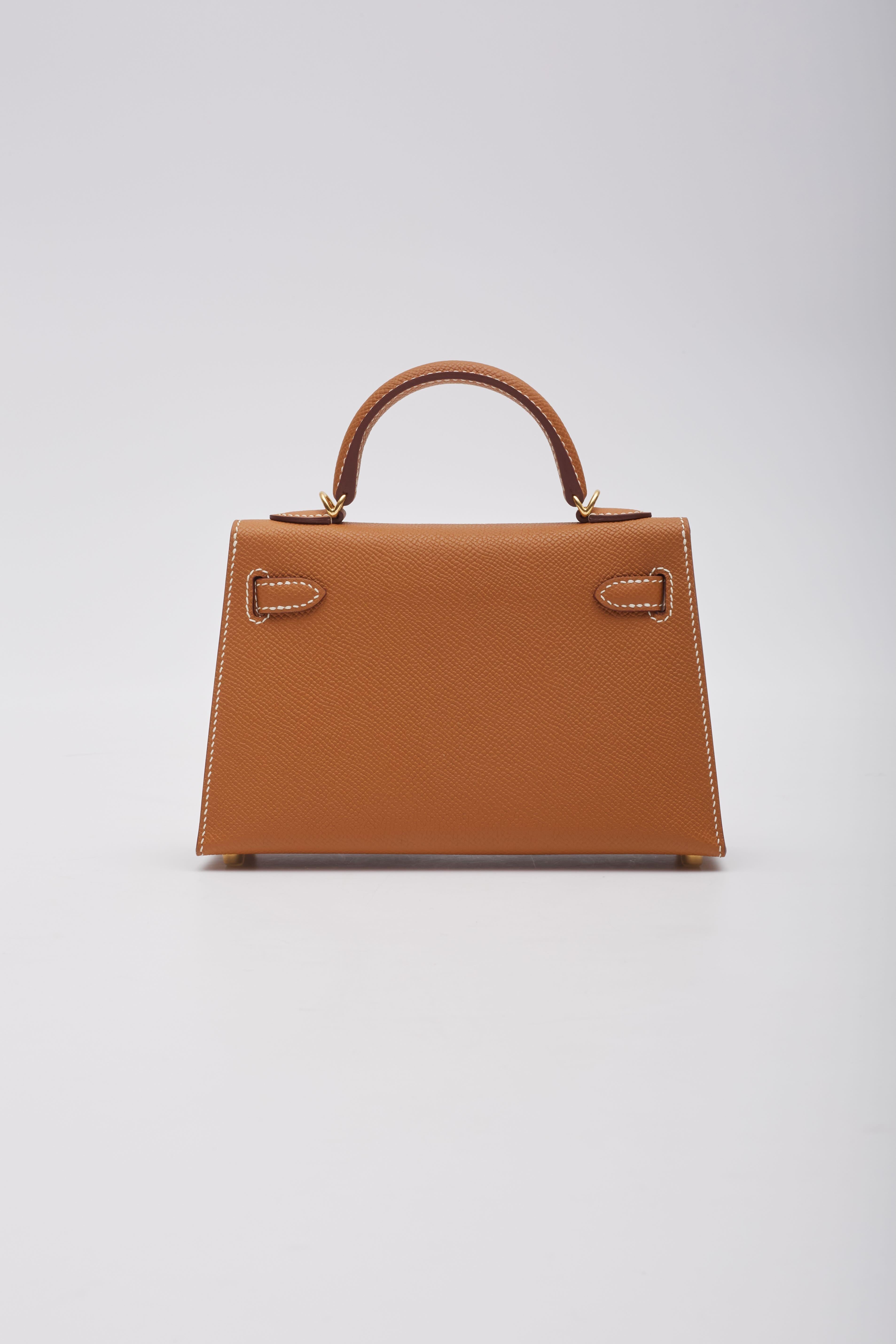 Hermès Gold Veau Epsom Mini Kelly Bag Sellier 20 In Excellent Condition In Montreal, Quebec