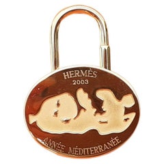 Hermès Goldenes Vorhängeschloss Tasche Charme Annee Mediterranee 2003 Collector