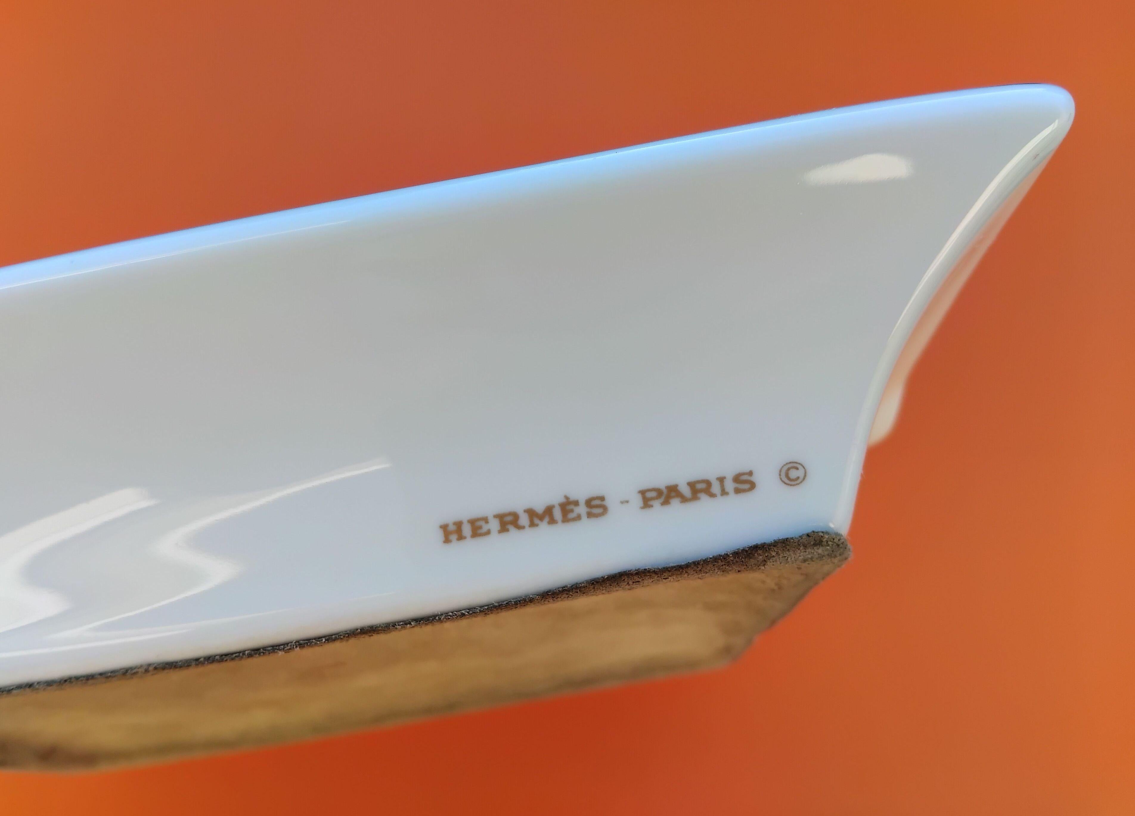Hermès Golf Print Cigar Ashtray Change Tray Porcelain Gold 11