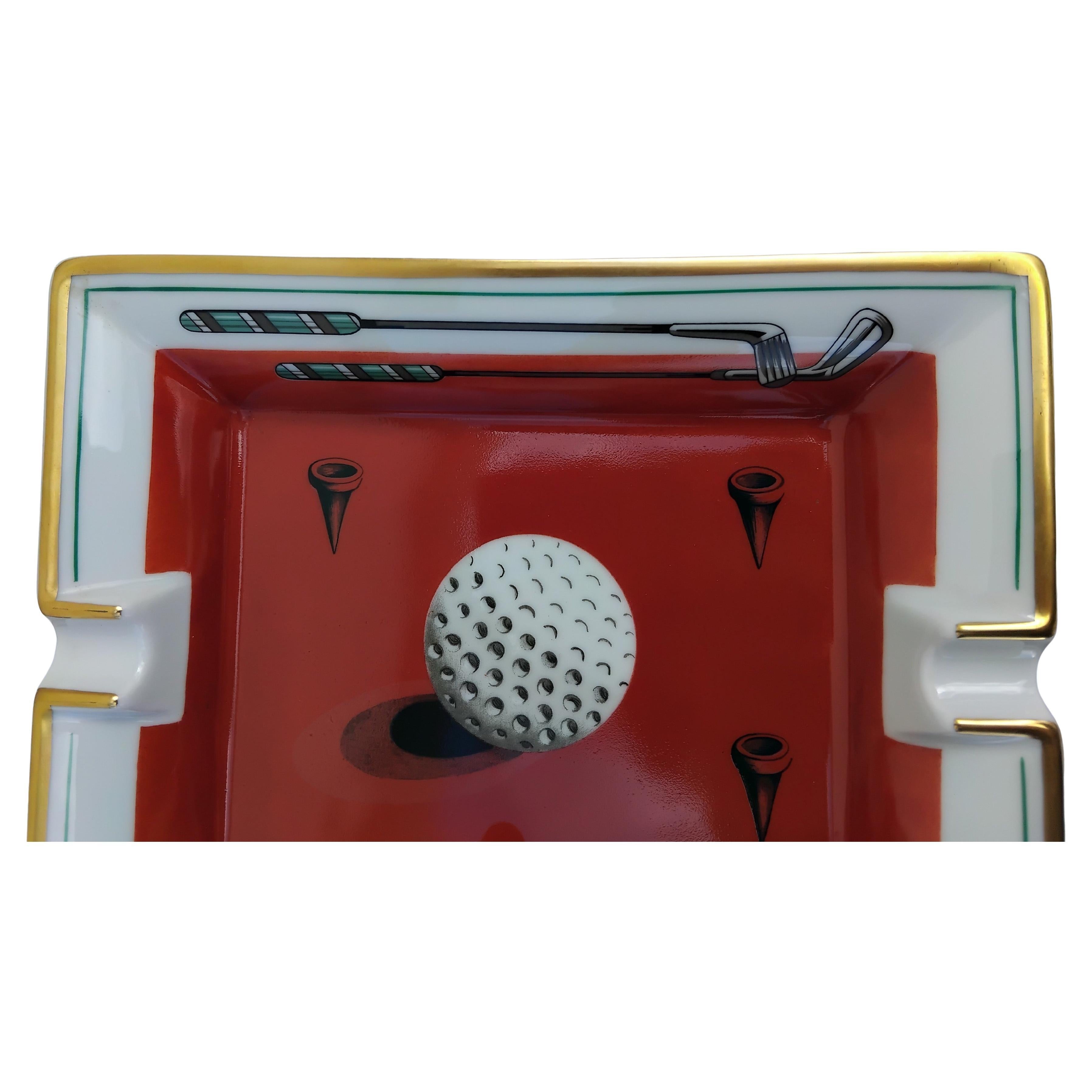 Hermès Golf Print Zigarren Aschenbecher ändern Tablett Porzellan Gold für Damen oder Herren im Angebot
