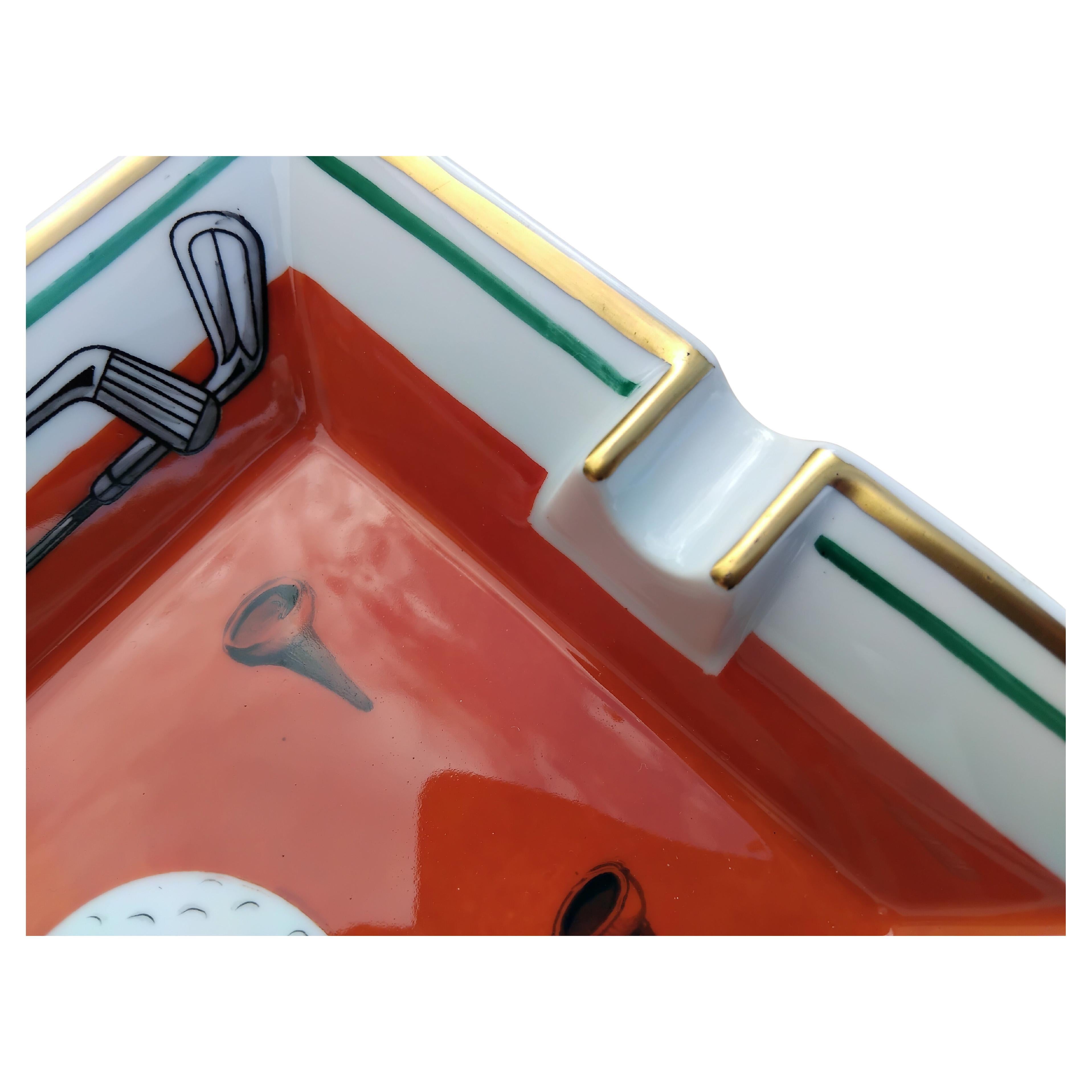 Hermès Golf Print Cigar Ashtray Change Tray Porcelain Gold en venta 2
