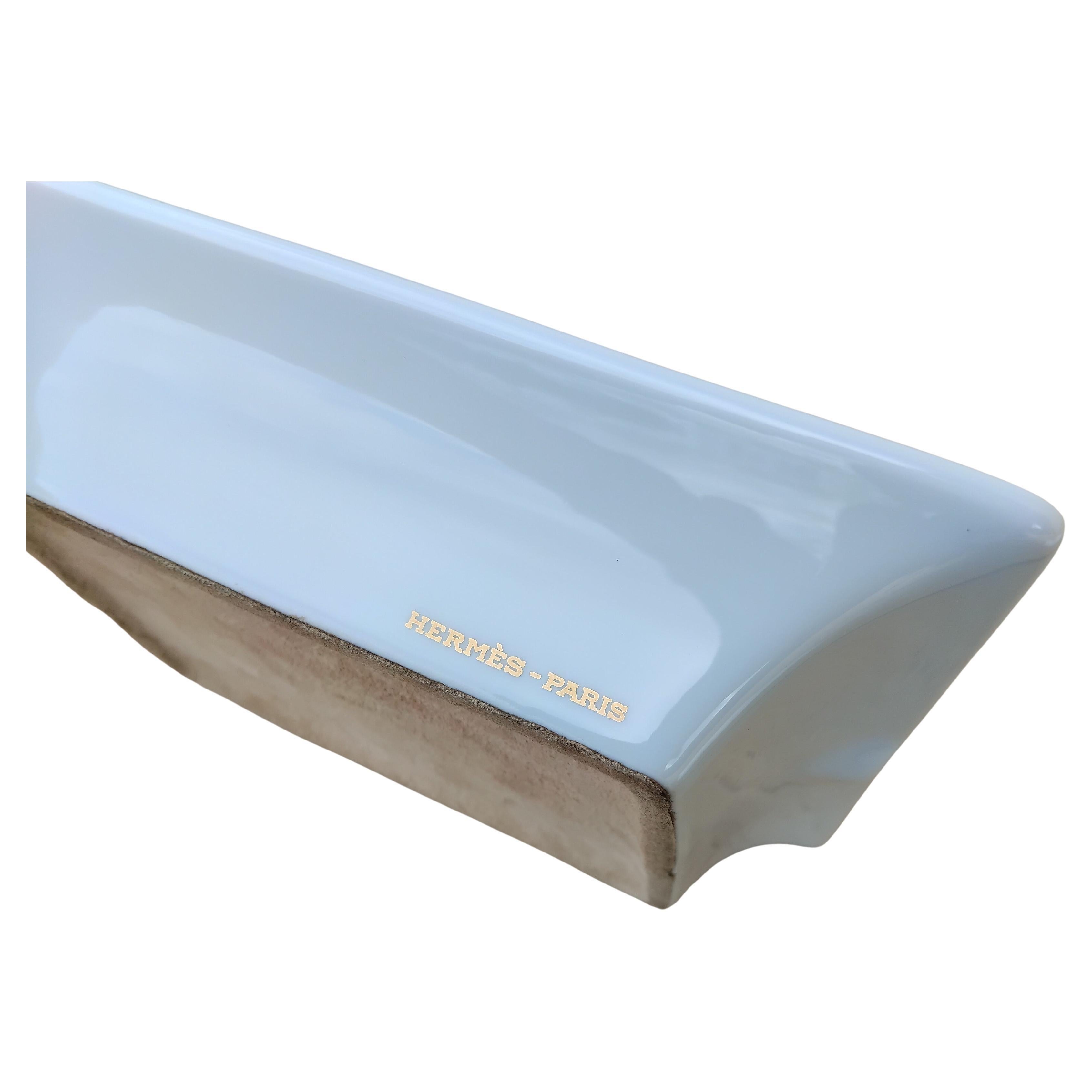 Hermès Golf Print Zigarren Aschenbecher ändern Tablett Porzellan Gold im Angebot 4