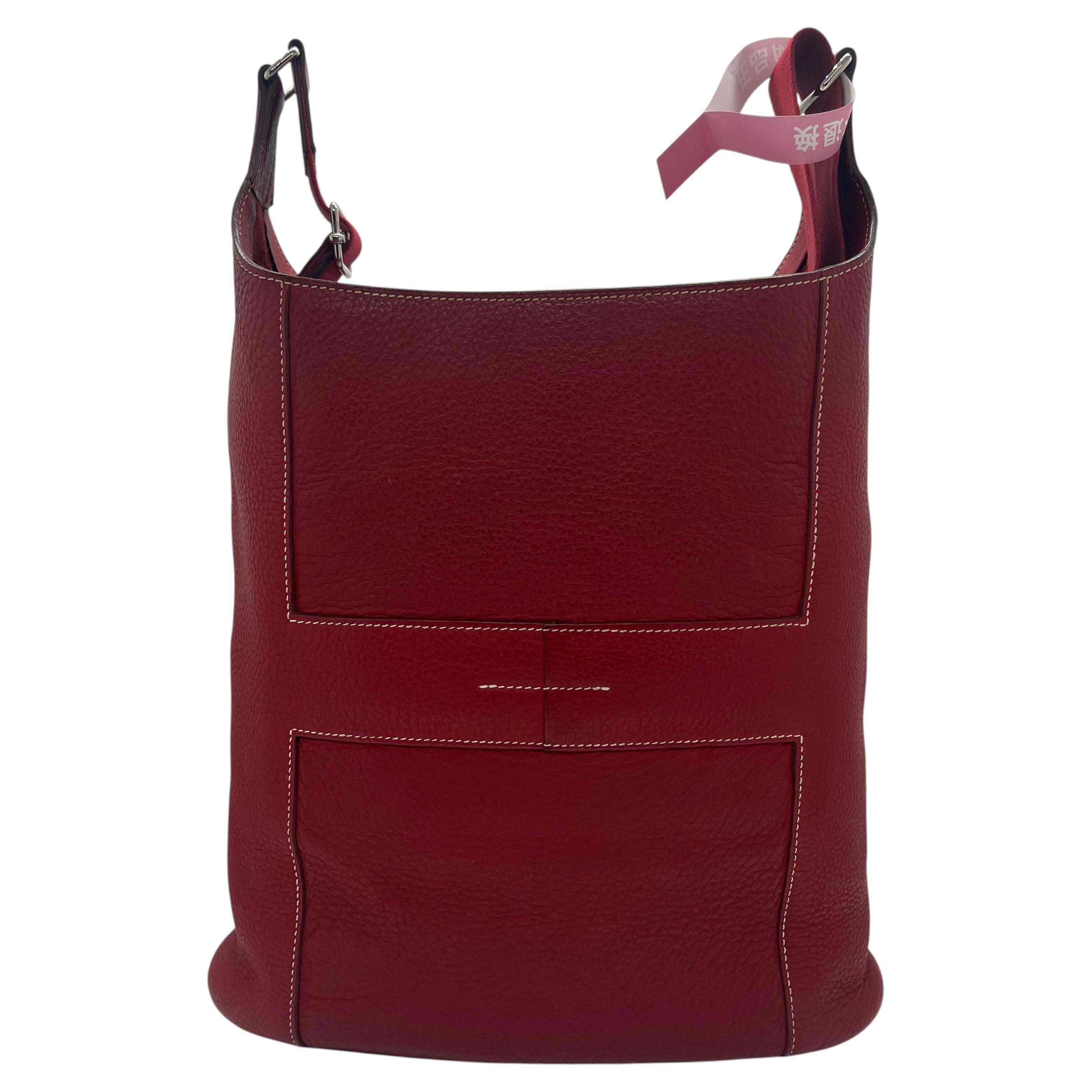 HERMES Good News GM Rubis Red Clemence Leather Crossbody Shoulder Bag 2010