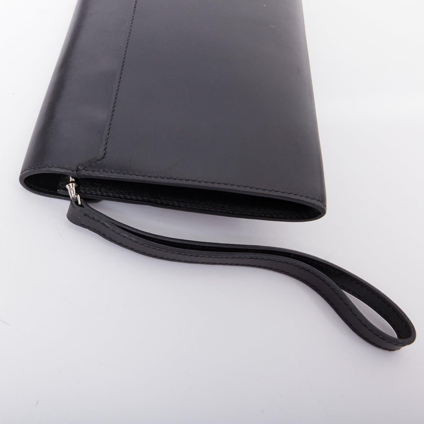 HERMES Pochette à bracelet Goodlock en cuir noir et métal argenté en vente 2