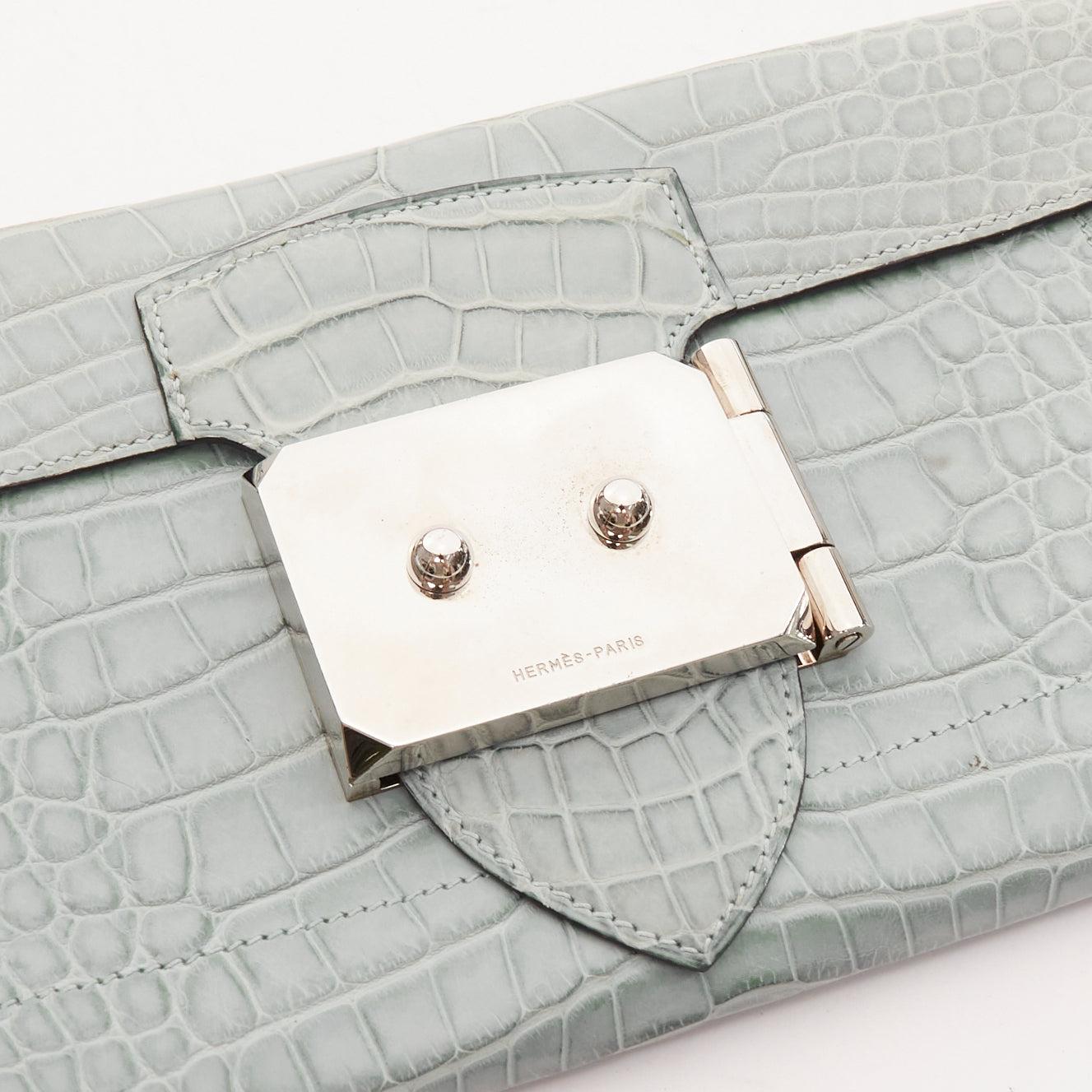 Women's HERMES Goodlock Porosus mint green scaled leather PHW push clasp wrist clutch For Sale